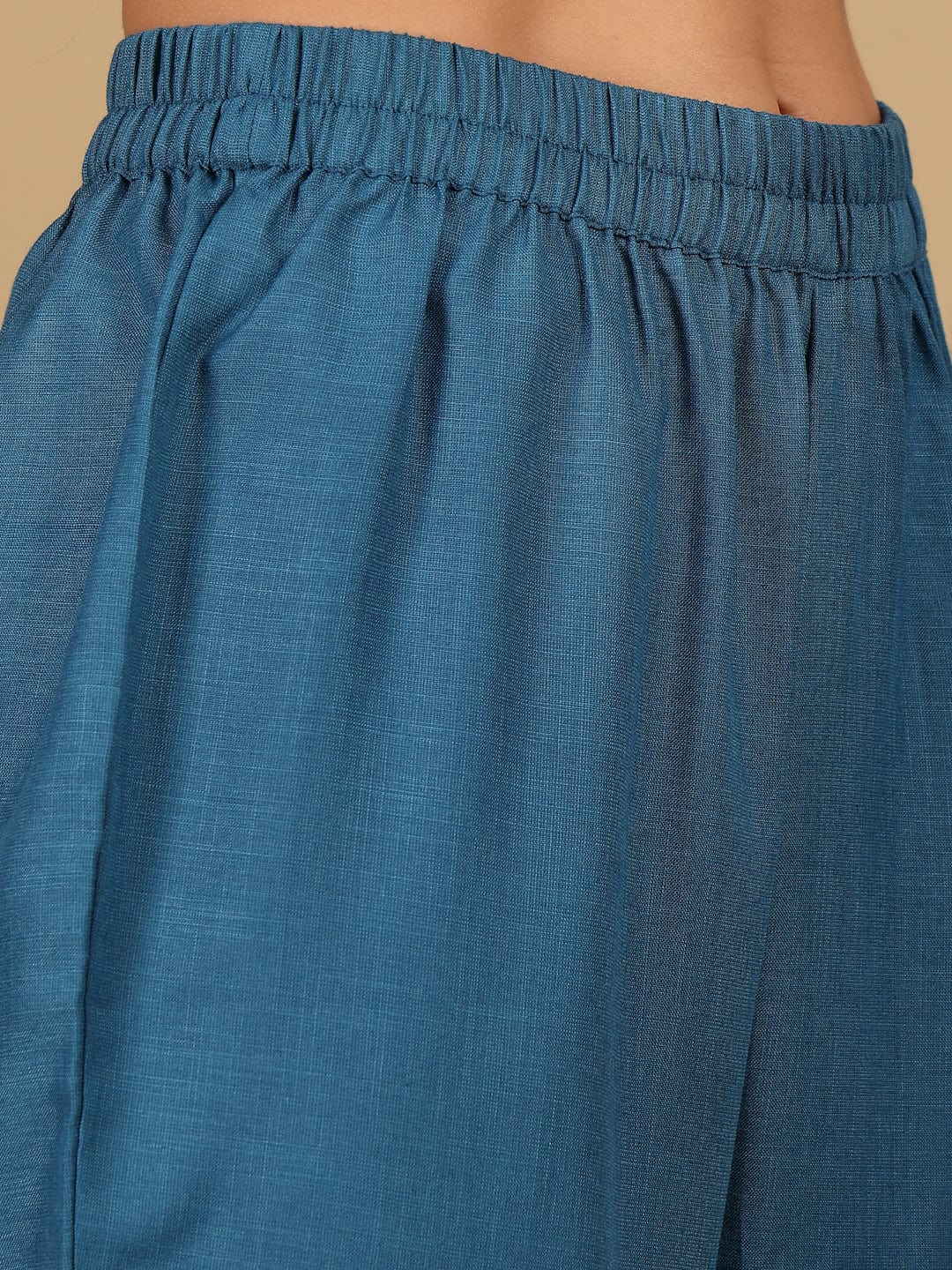 Varanga Women Thread detailed yoke Kurta and Trouser with Dupata