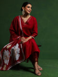 Varanga Women Thread Embroidere Yoke With Lace Detailing Kurta And Trouser With Dupata