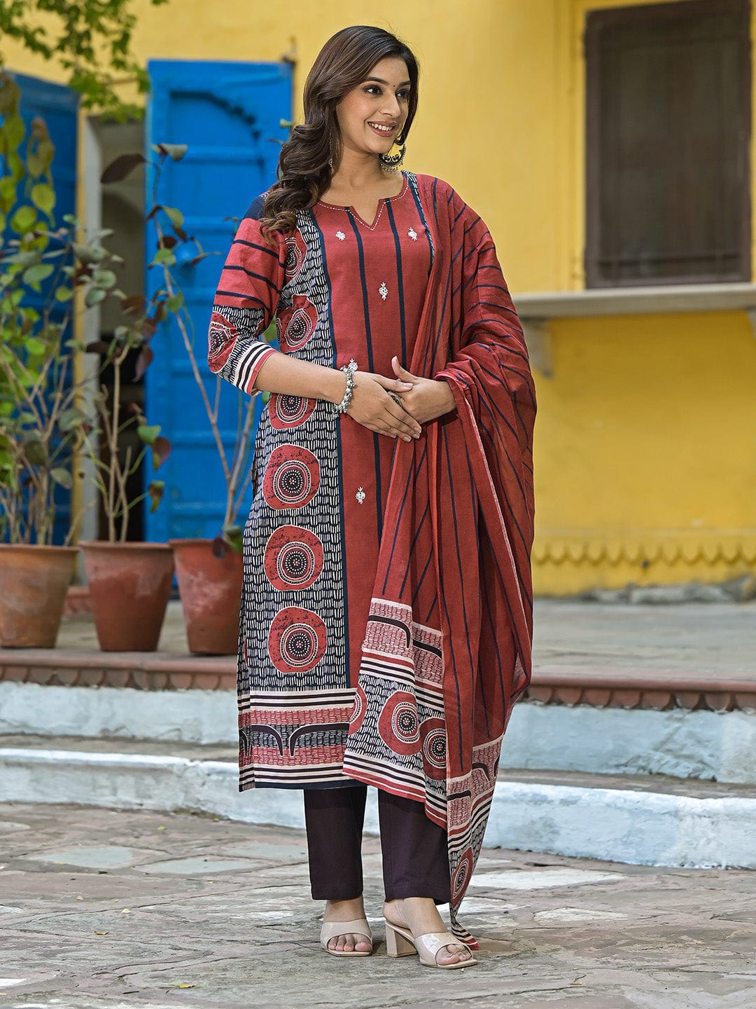 Women Varanga Maroon Strpper with Ethnic Printed Kurta With Trouser & Dupatta