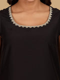 Varanga Women Round Neck Sleeveless Kurta With Trouser & Dupatta