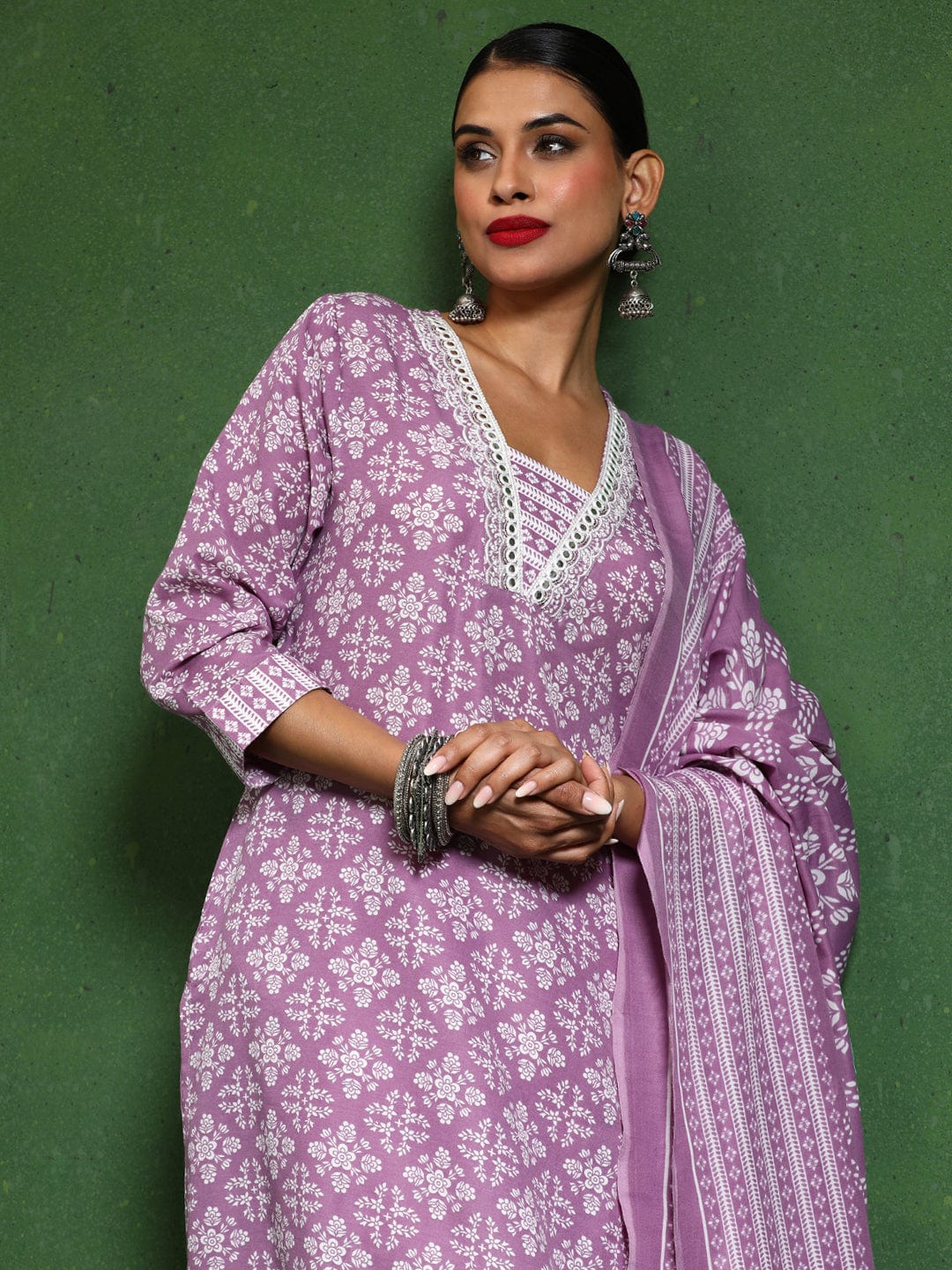 Varanga Women Floral Printed V Neck Kurta with Trouser & Dupatta