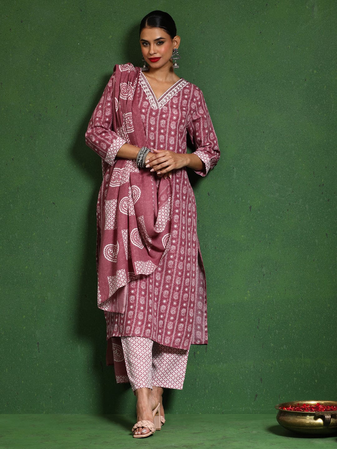 Varanga Women Floral Printed V Neck Kurta with Trouser & Dupatta