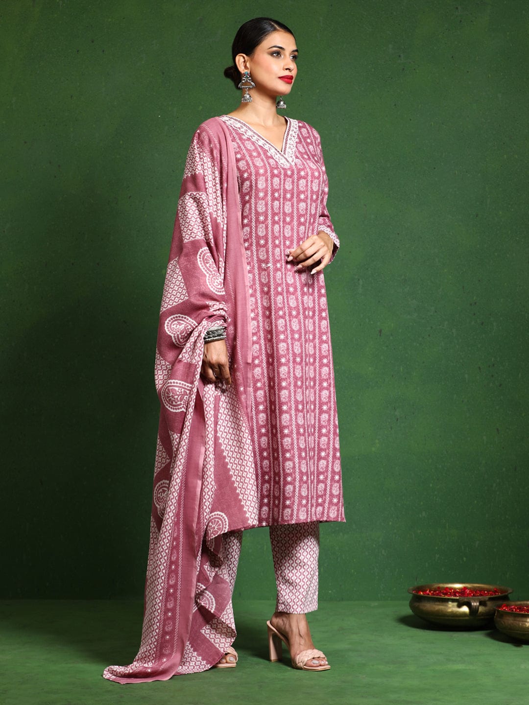 Varanga Women Floral Printed V Neck Kurta with Trouser & Dupatta
