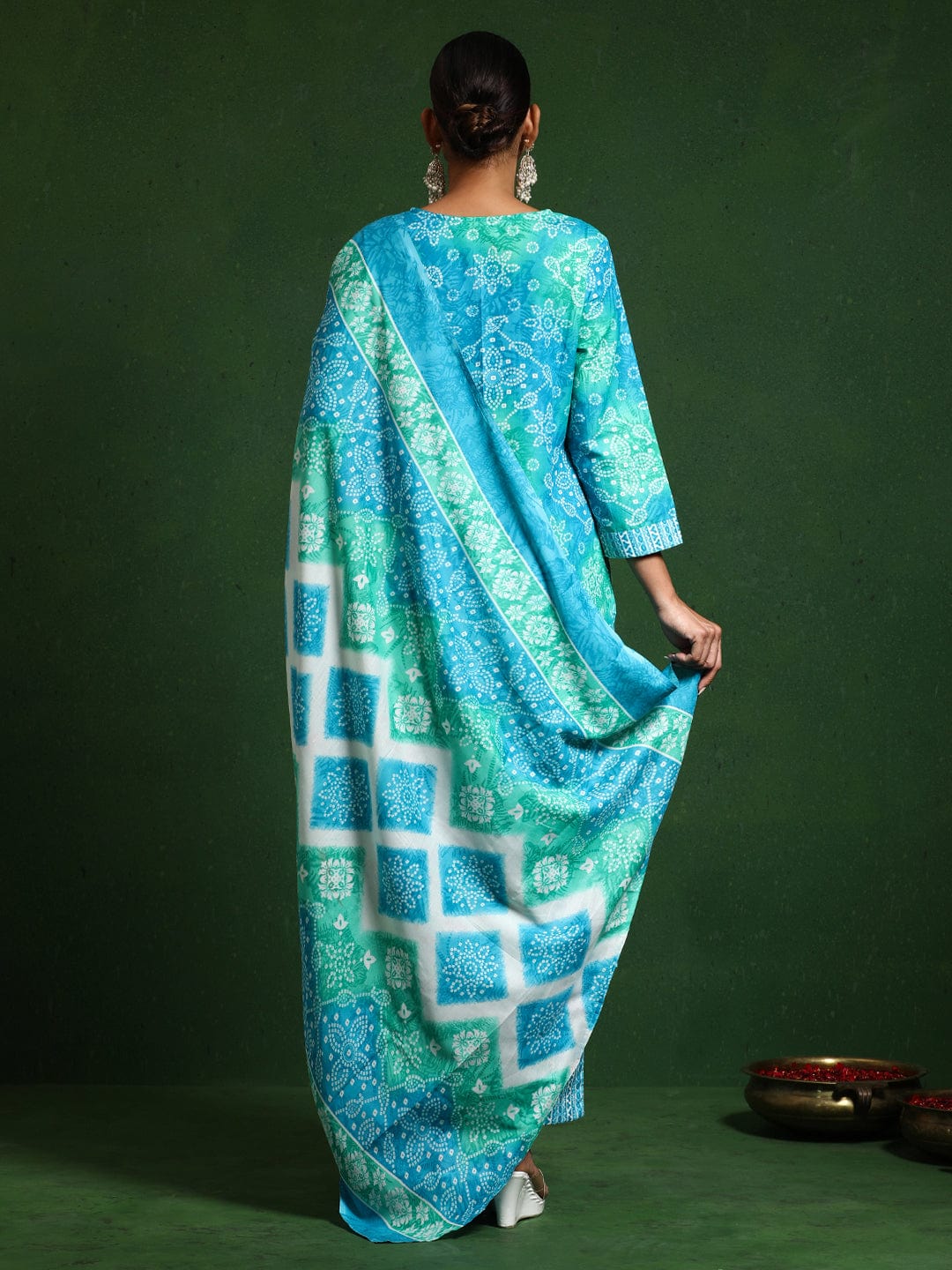 Varanga Women Floral Printed V Neck Kurta with Trouser & Dupatta