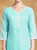 Women Floral Embroidered Regular Thread Work Kurta with Trousers & Dupatta