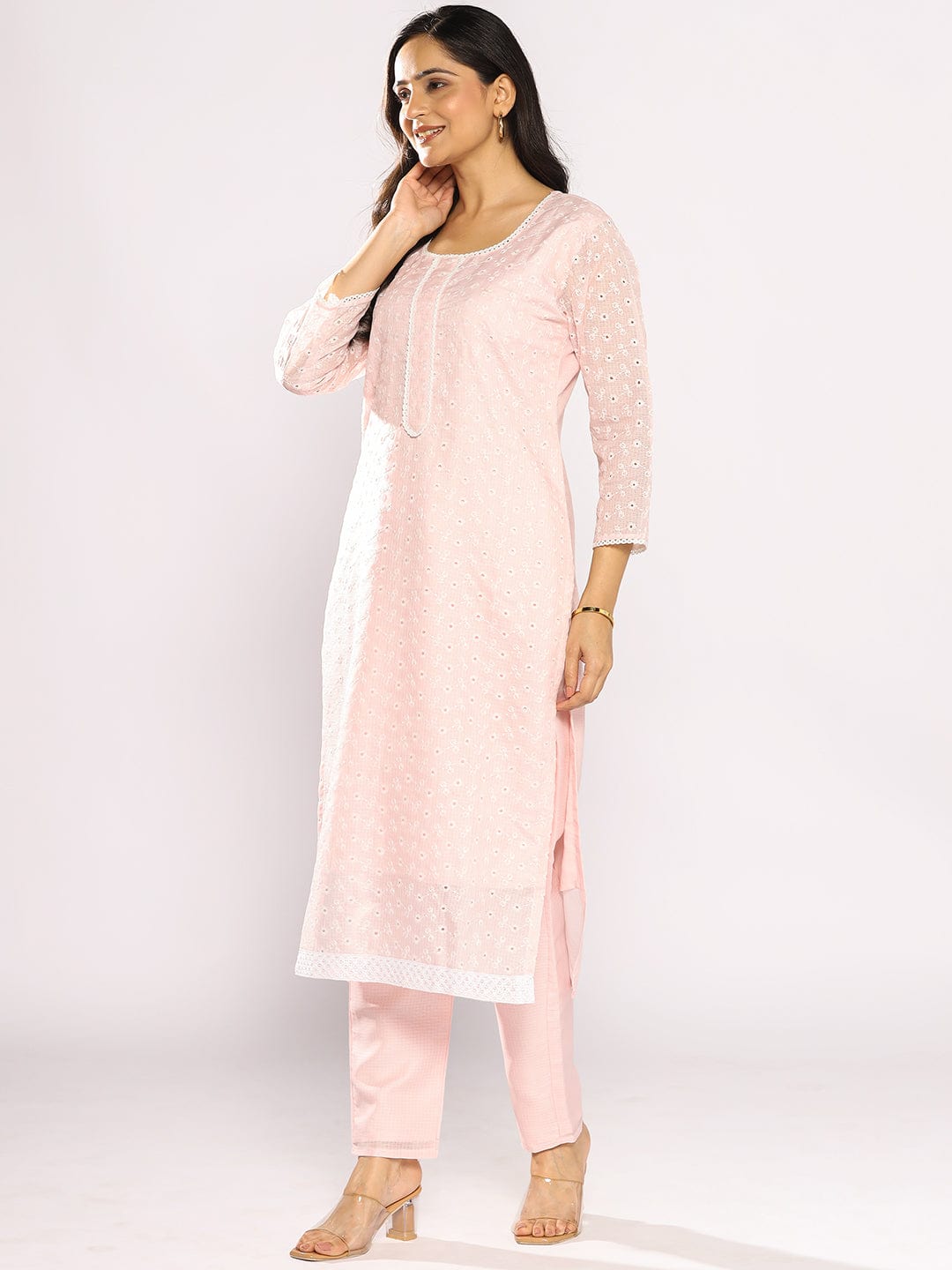 Varanga Women Floral Embroidered Regular Thread Work Kurta with Trousers & with Dupatta