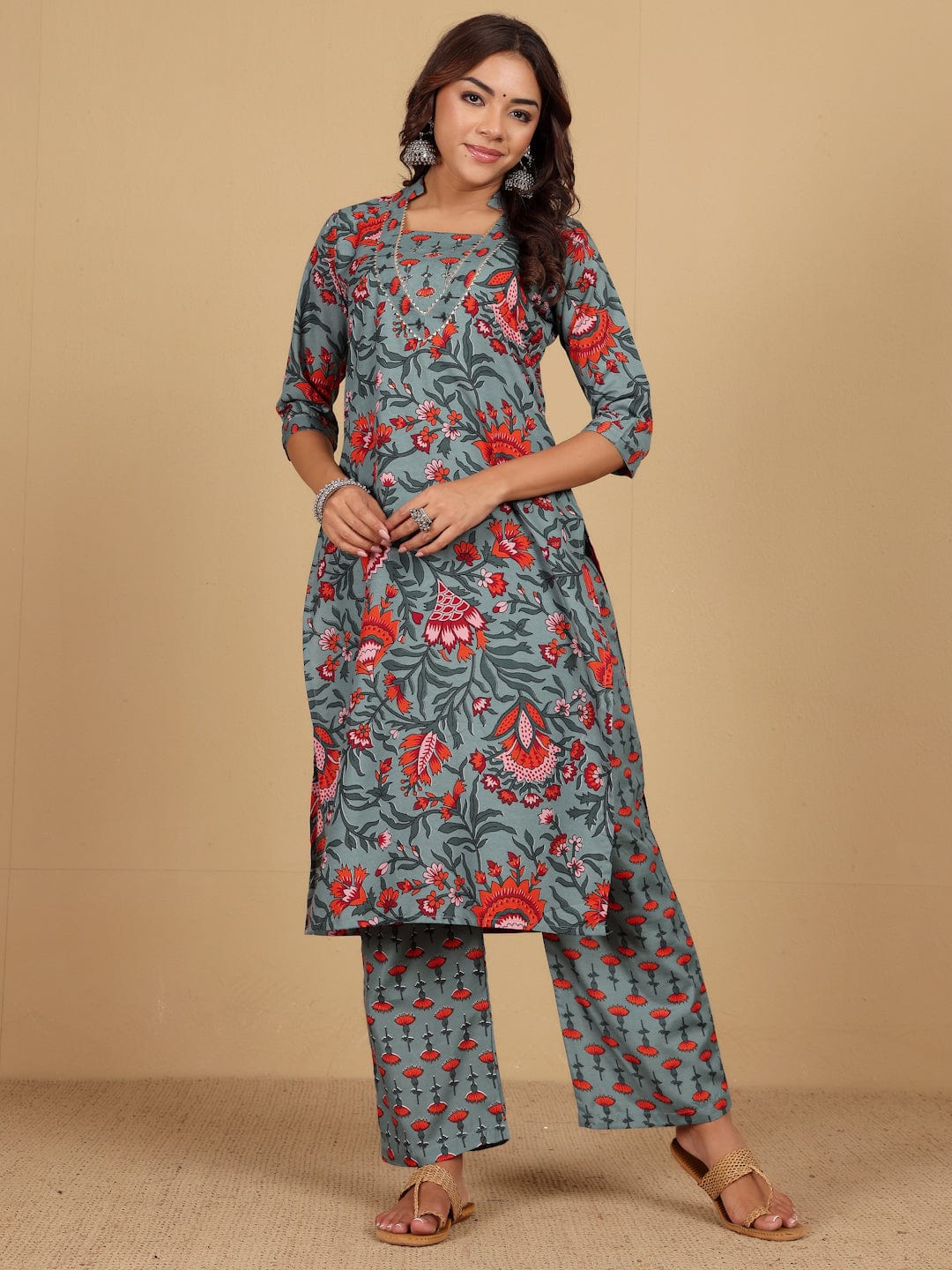 Varanga Women Ethnic Floral Printed V Neck Kurta withTrouser & Dupatta