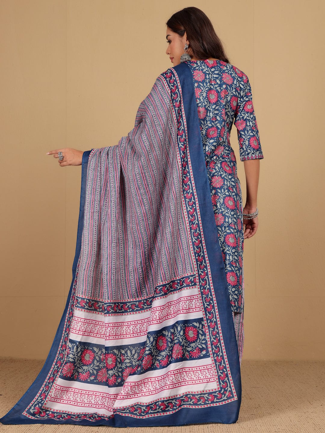 Varanga Women Ethnic Floral Printed V Neck Kurta With Stripper Trouser & Dupatta