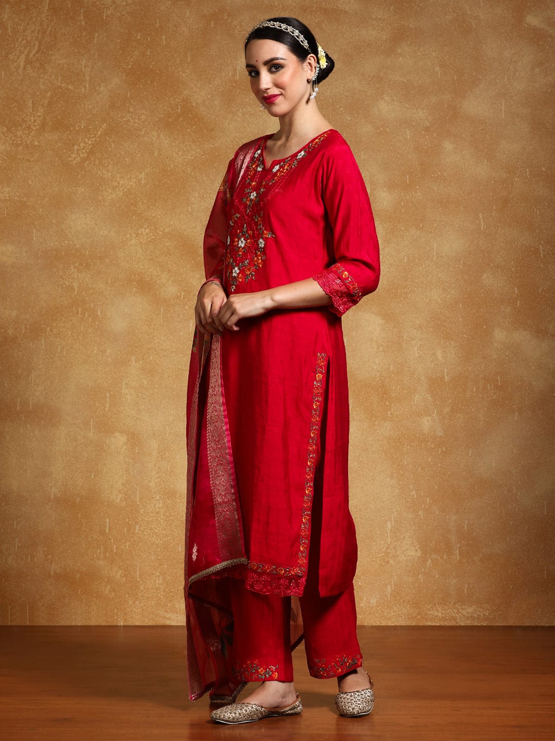 Varanga Women Floral Motif Thread Embroidered Yoke Kurta with Trouser & Dupatta