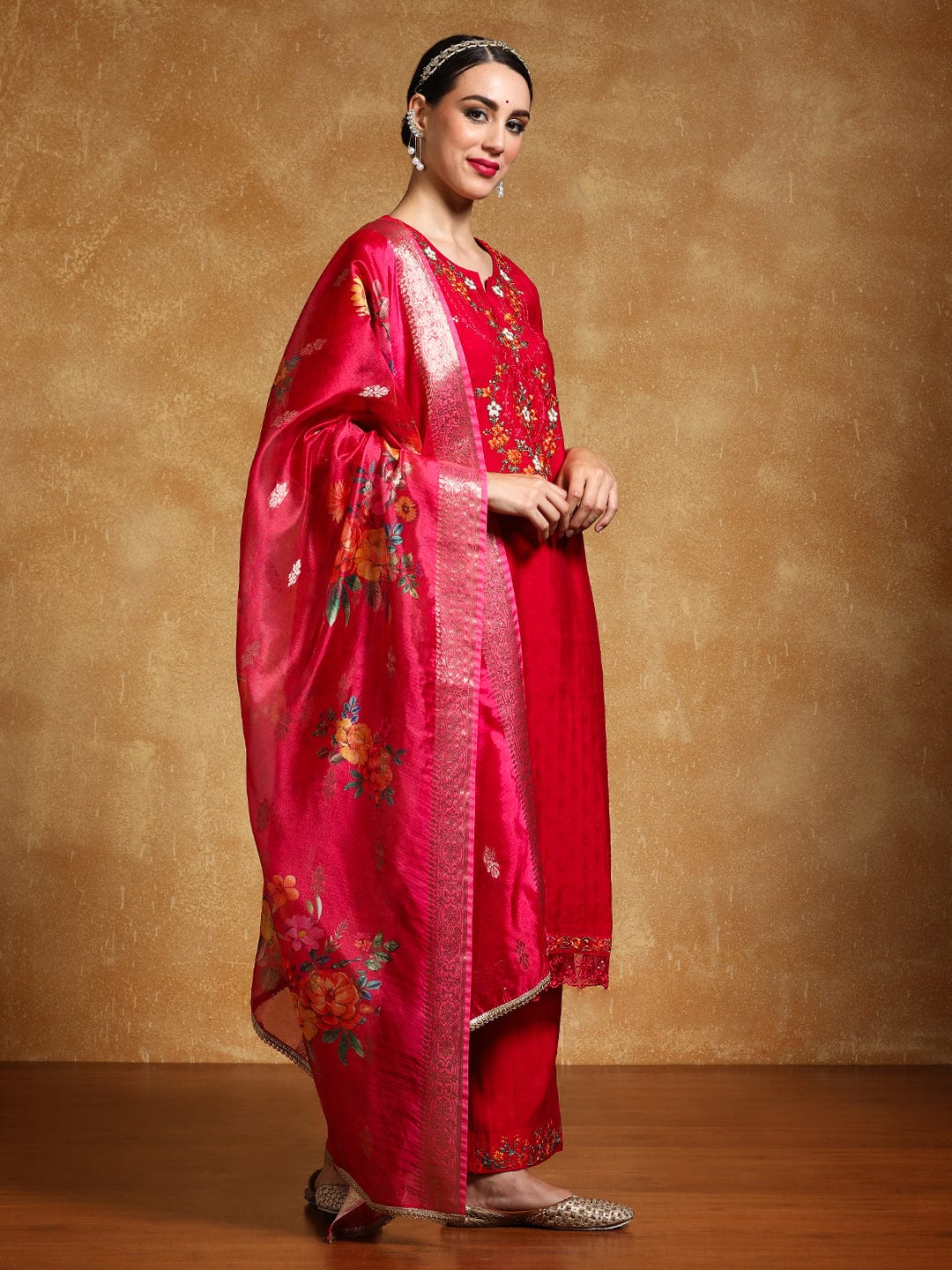 Varanga Women Floral Motif Thread Embroidered Yoke Kurta with Trouser & Dupatta
