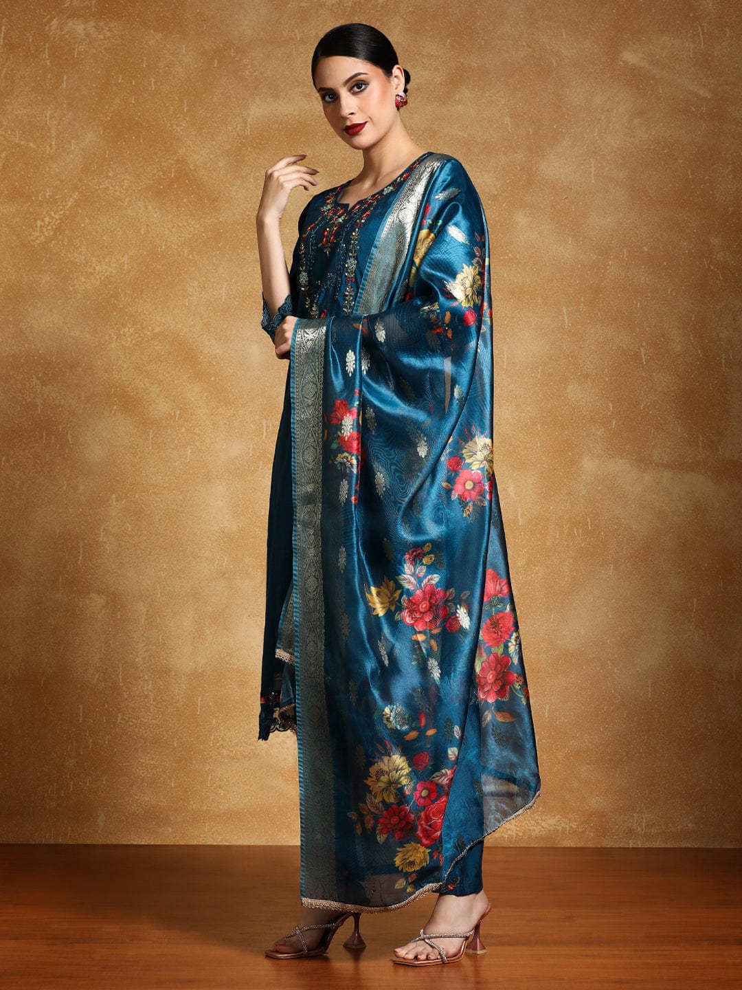Varanga Women Floral Motif Thread Embroidered Yoke Kurta with Trouser & Dupatta