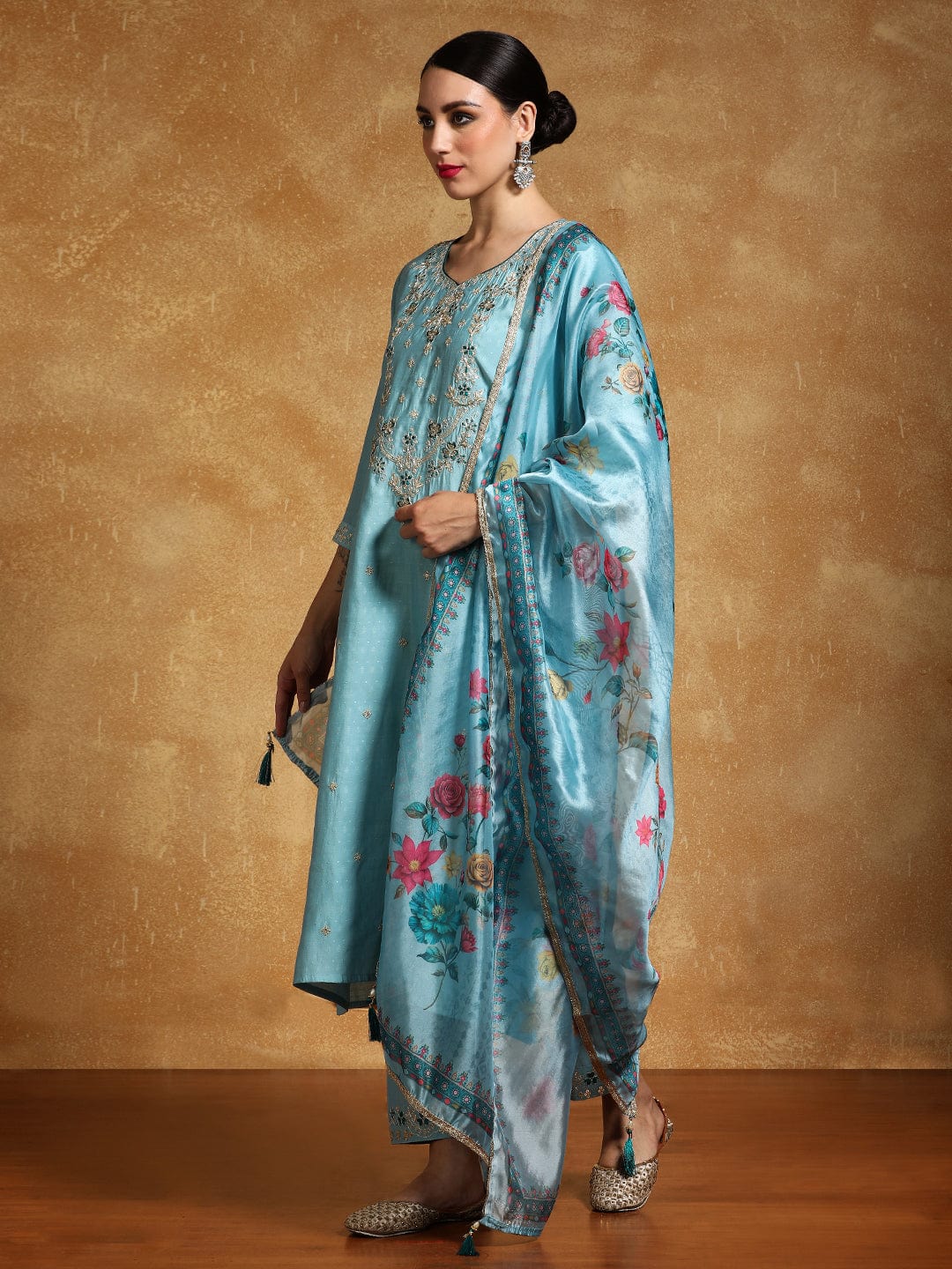 Varanga Women Floral Heavy Zari Embroidered Kurta with Trouser & Dupatta