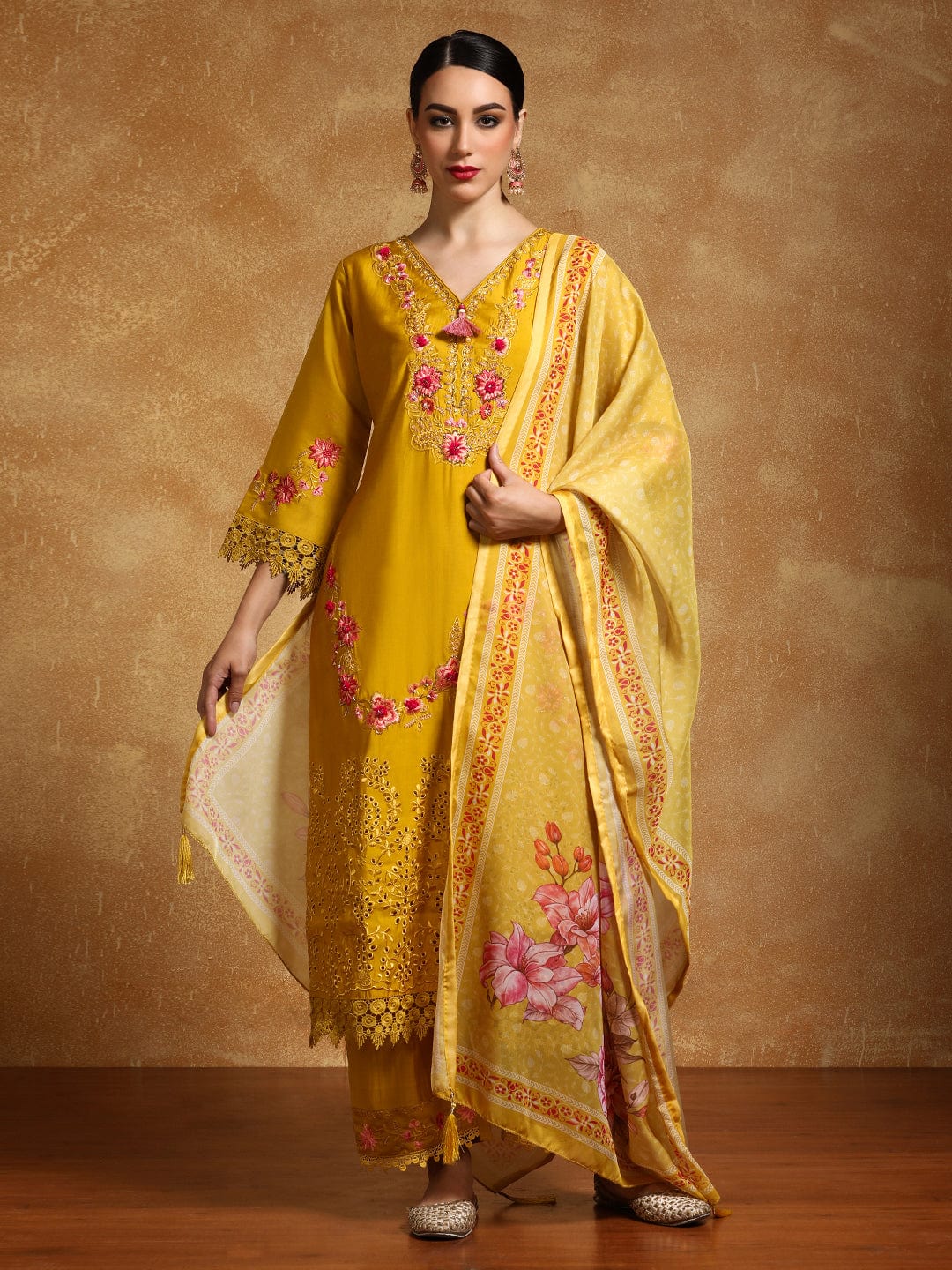 Varanga Women Floral Heavy Thread Embroidered Schffili Hem Kurta with Trouser & Dupatta