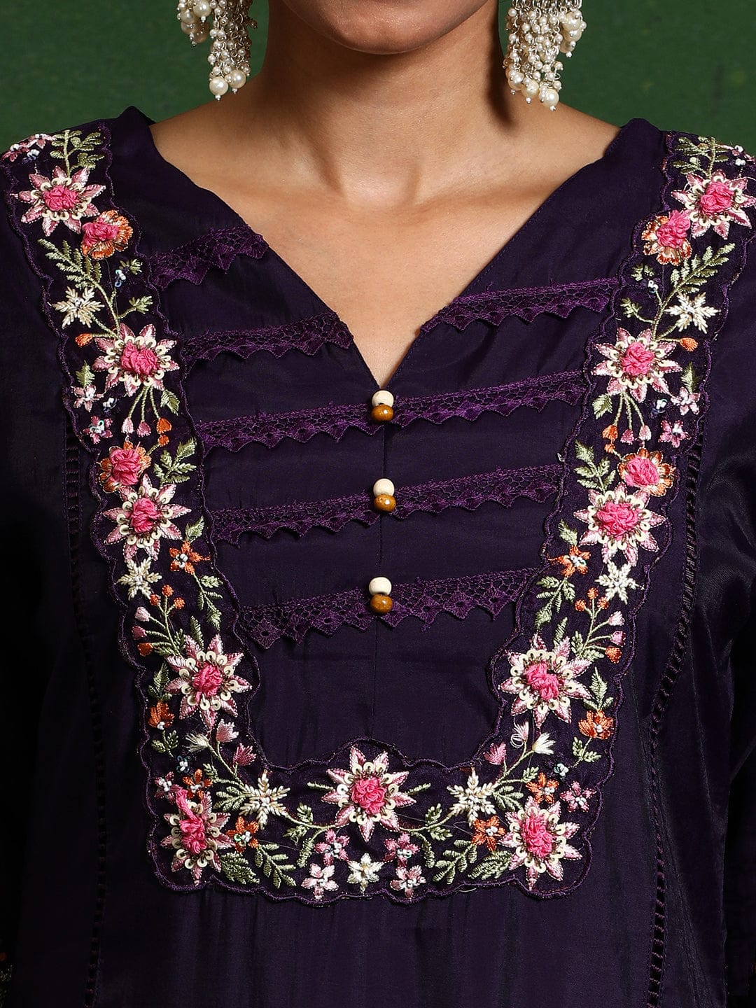 Varanga Women Floral Heavy Thread Embroidered Schffili Hem Kurta With Trouser & Dupatta
