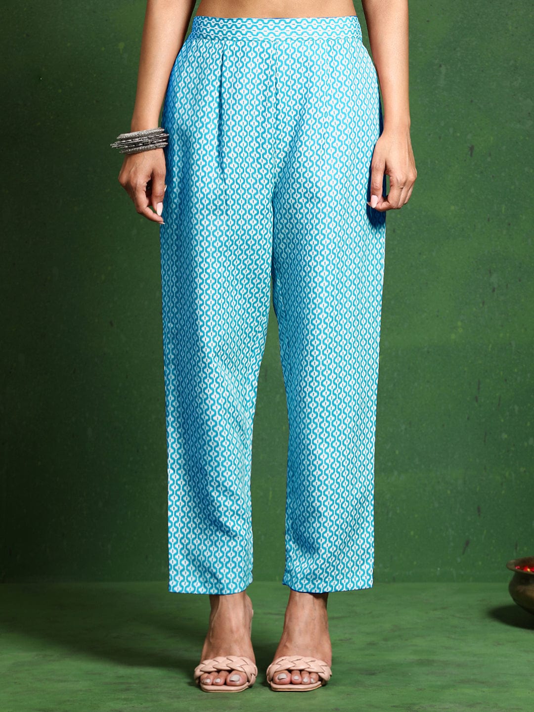 Varanga Women Floral Printed V Neck  Kurta with Trouser & Dupatta