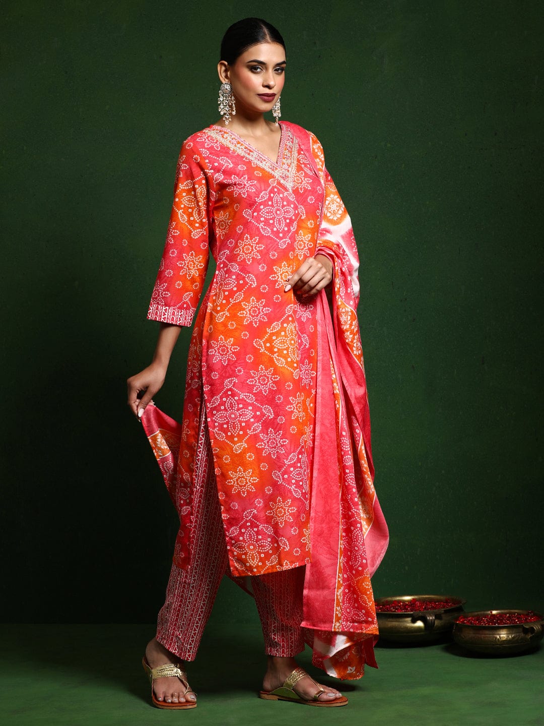 Varanga Women Bandhani Printed V Neck Kurta With Trouser & Dupatta