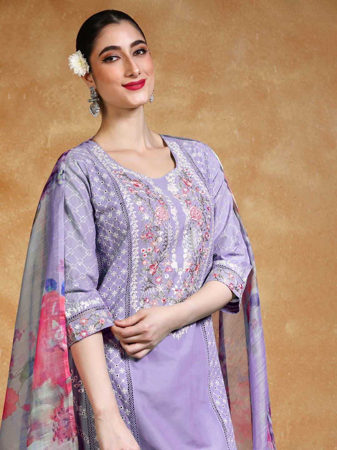 Thread Embroidered Kurta With Trouser & Floral Printed Dupatta