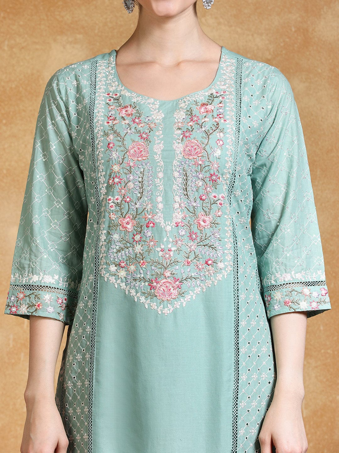 Varanga Women Thread Embroidered Kurta With Trouser & Floral Printed Dupatta