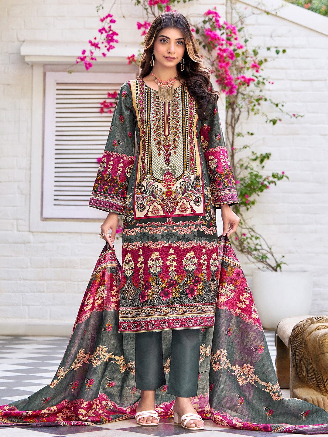 Varanga Women Ethnic Floral Mirror Embroidered Pakistani Kurta With Trouser & Dupatta
