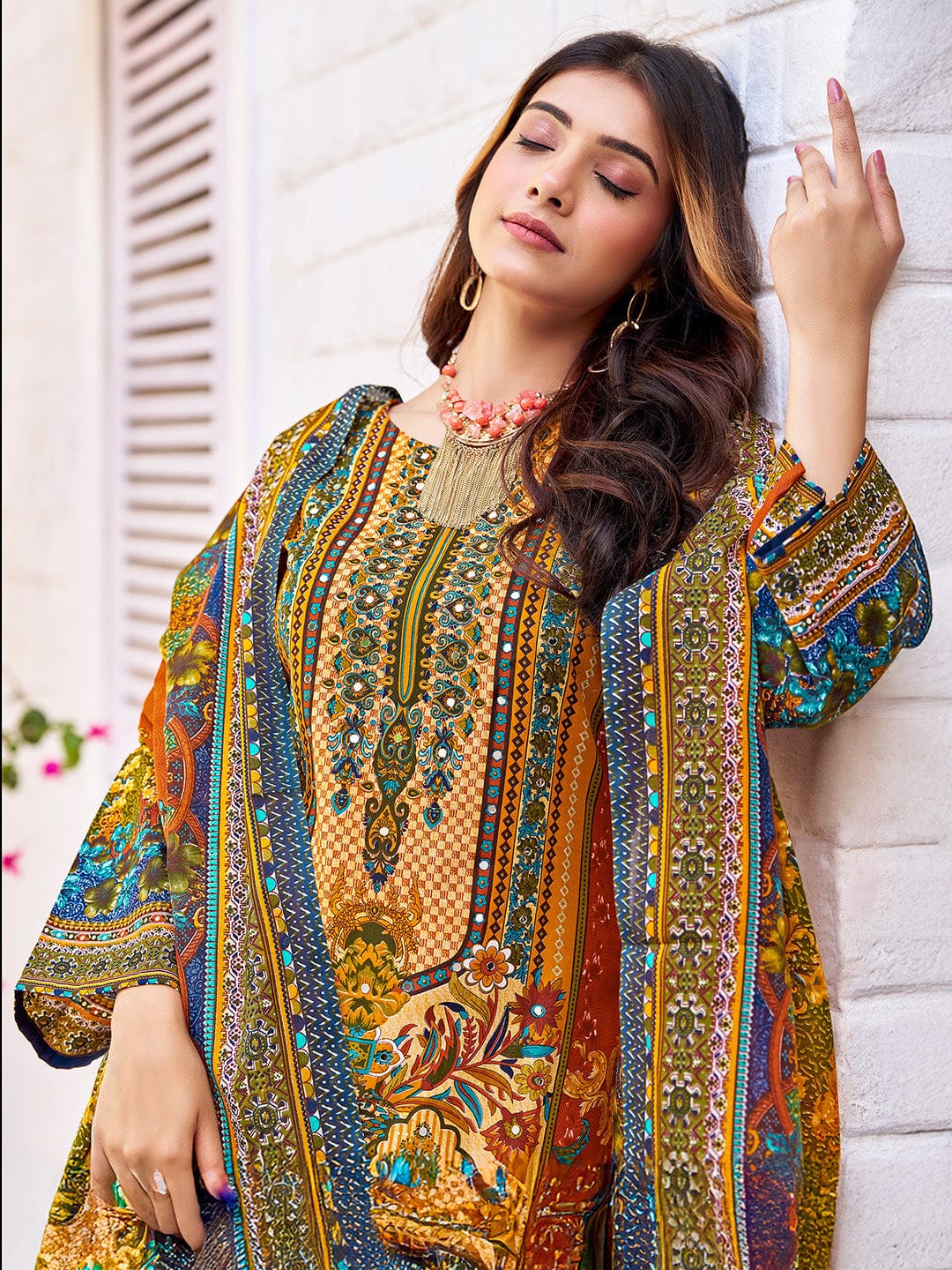 Varanga Women Ethnic Floral Mirror Embroidered Pakistani Kurta With Trouser & Dupatta