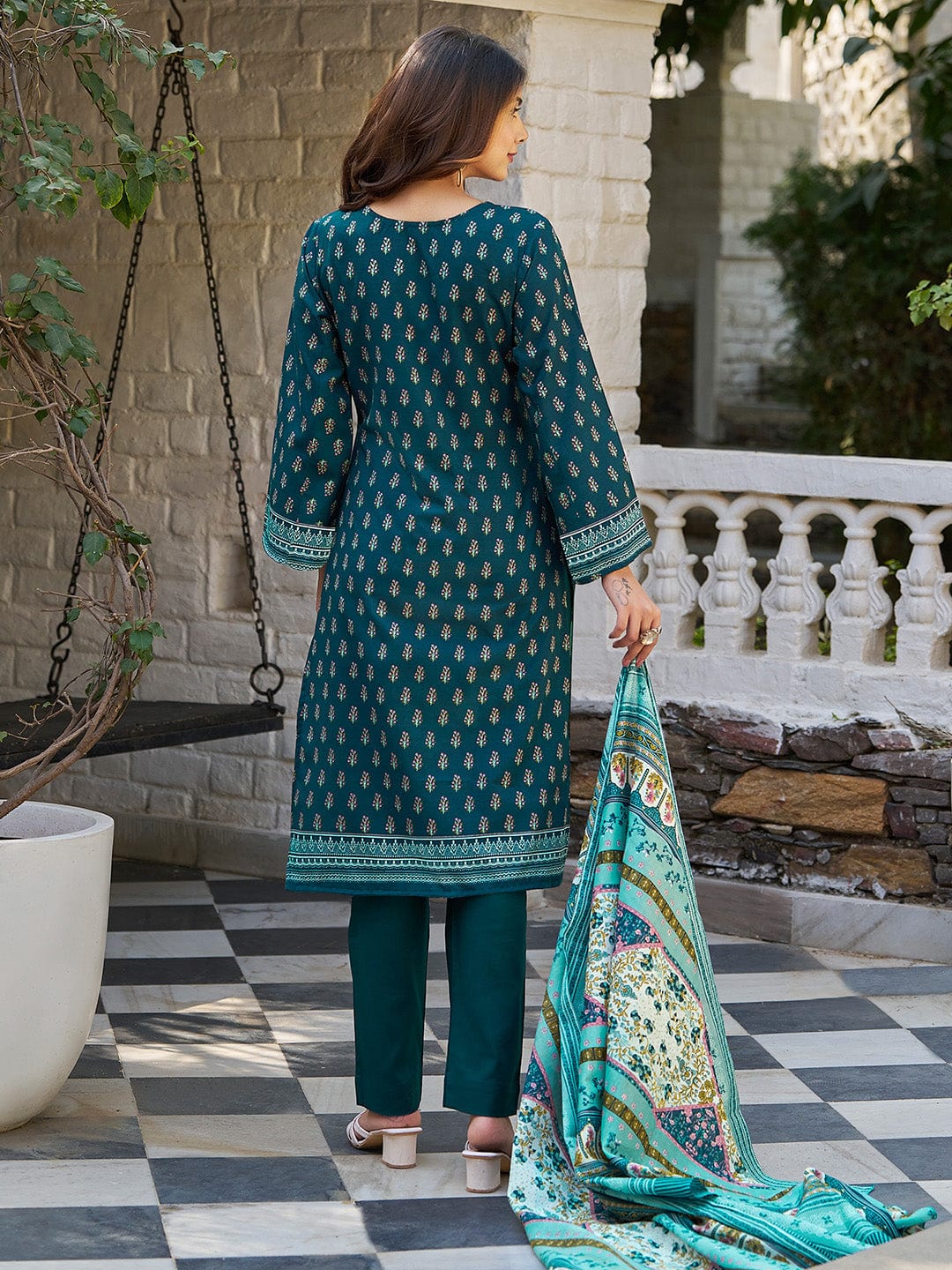 Varanga Women Ethnic Floral Mirror Embroidered Pakistani Kurta With Trouser & Dupatta