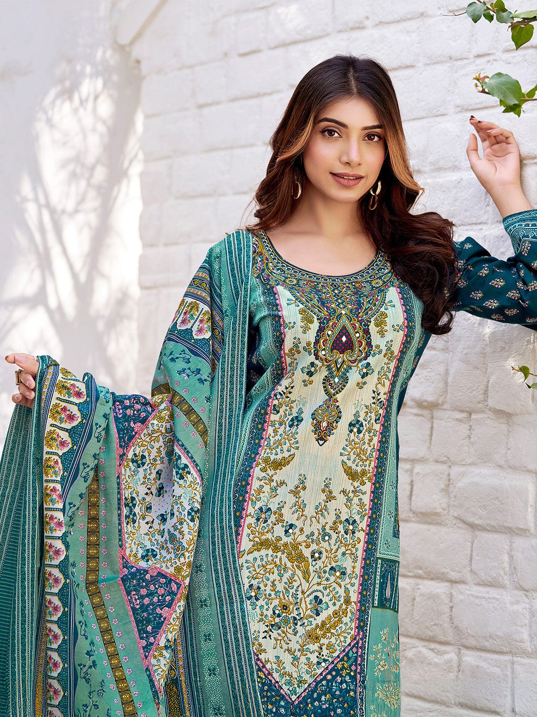 Varanga Women Ethnic Floral Mirror Embroidered Pakistani Kurta With Trouser & Dupatta