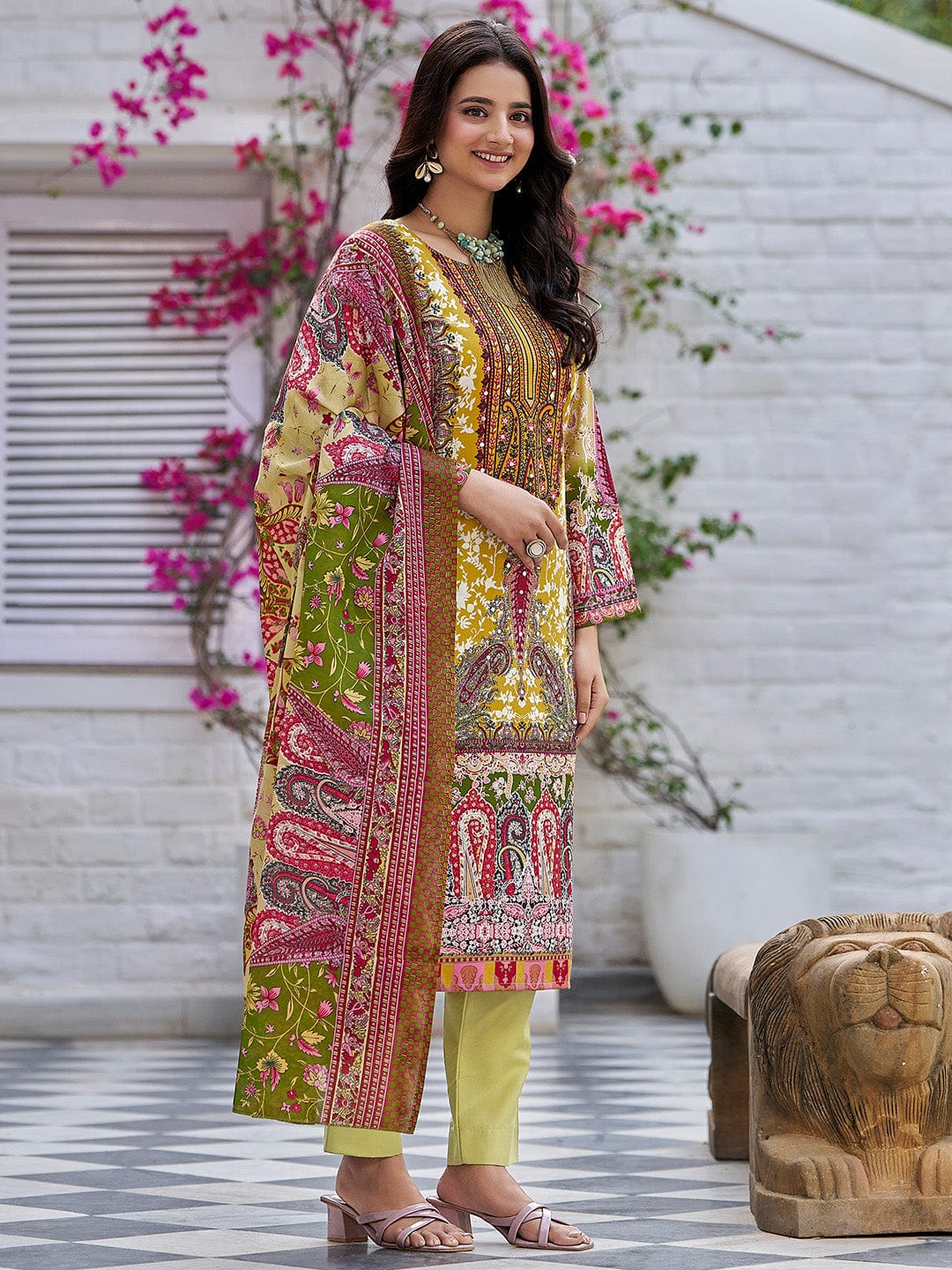 Varanga Women Ethnic Floral Mirror Embroidered Pakistani Kurta With Trouser & Dupatta