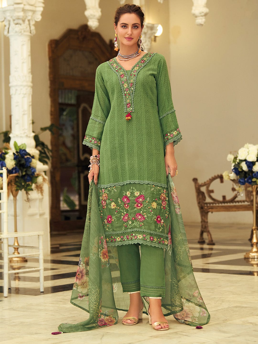 Varanga Women Floral Motif Thread Embroidered & Orangza Lace Detailed Kurta With Trouser & Dupatta