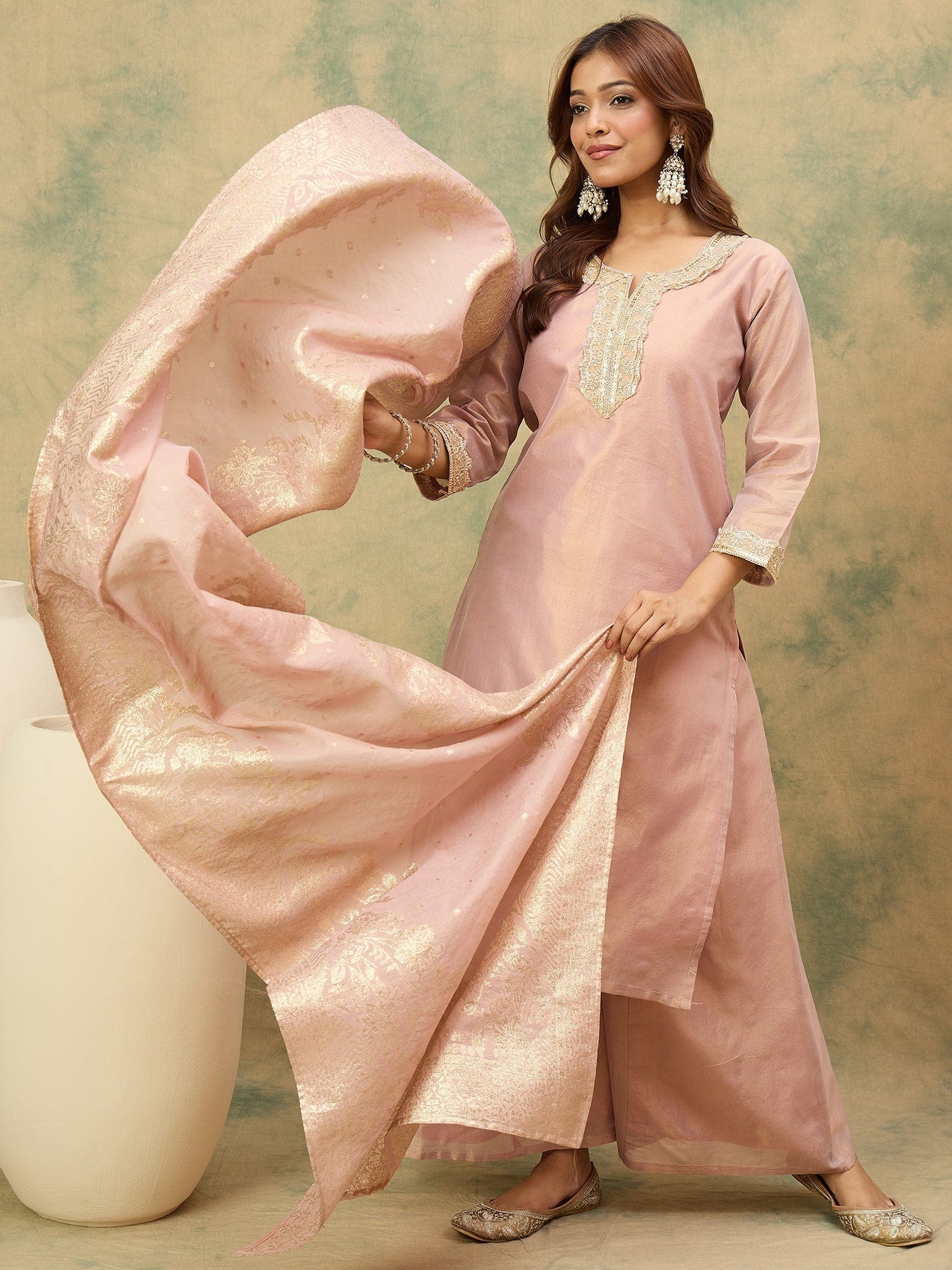 varanga Women Kurta Features A Straight Fit, Shimmering Fabric, And An Intricately Zari- Lace Yoke,Paired With Solid Divider And A Shiny Lurex Line Dupatta .