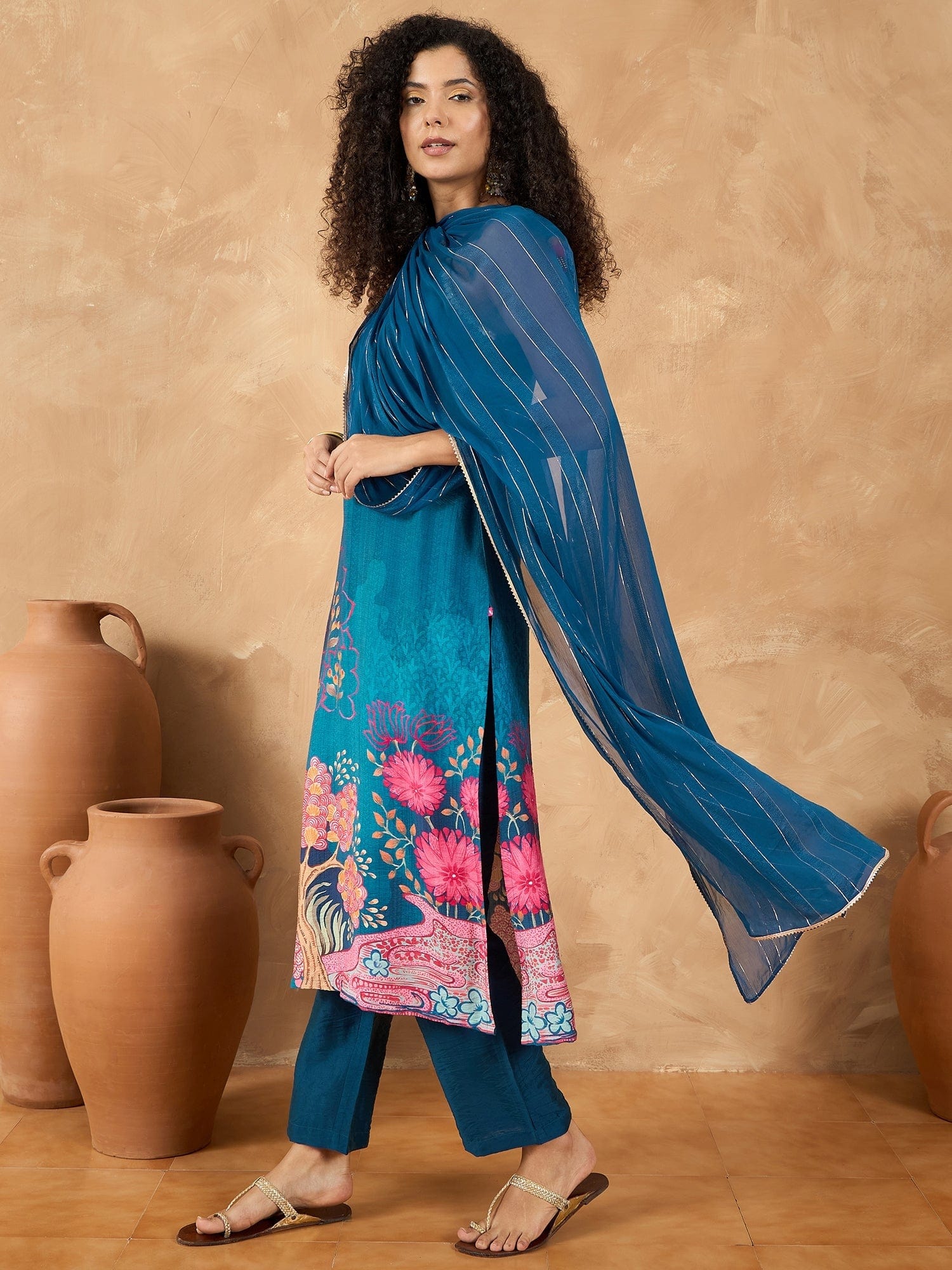 Varanga Women Spaghetti Tie Up Strap Straight Floral Kurta With Trousers And Dupatta