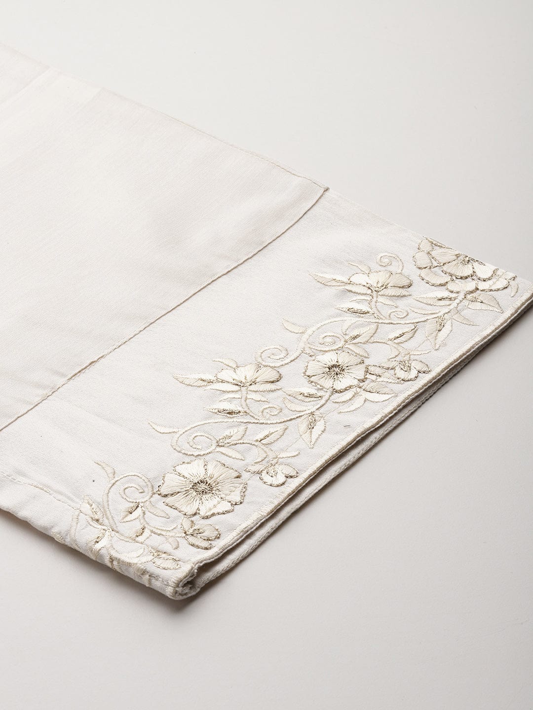 Varanga Women Off White Thread And Zari  Embroidered Bottom