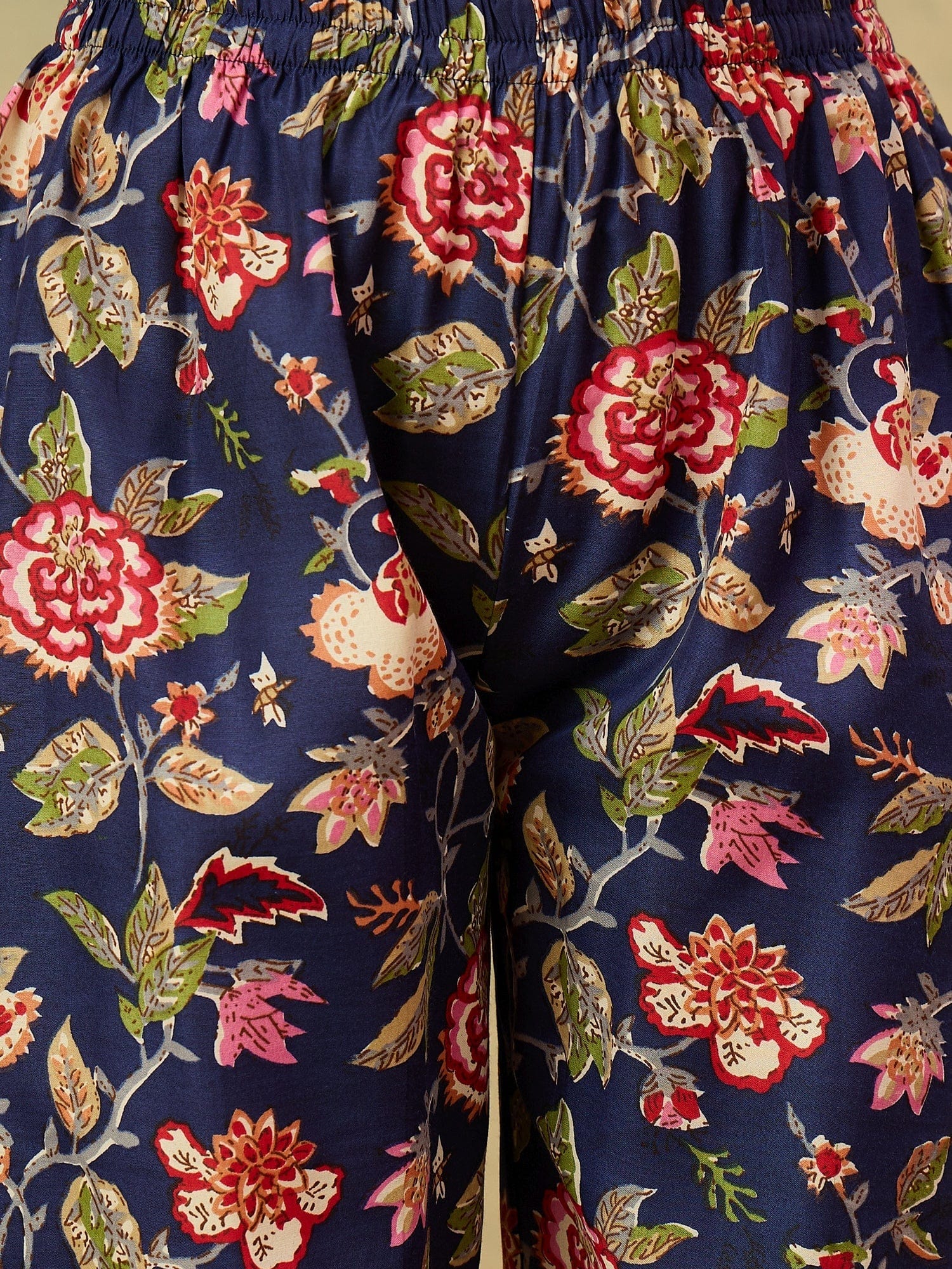 Varanga Floral Printed Thread Work Straight Kurta with Trousers & Dupatta
