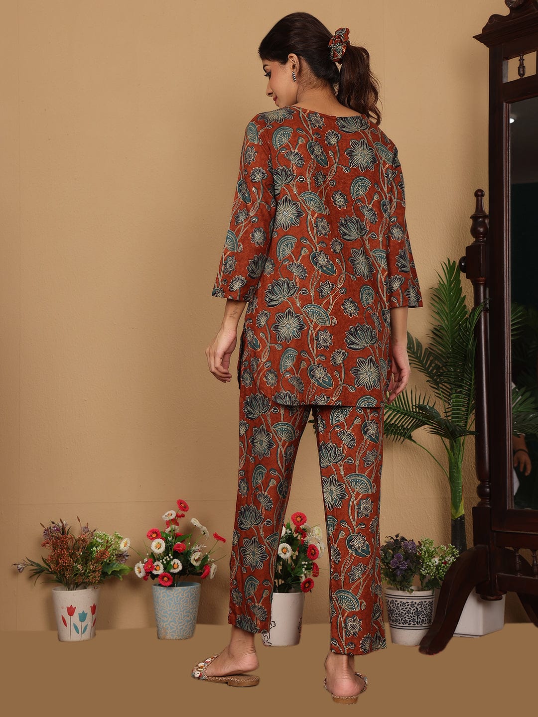 Varanga Women Rust Floral Foil Printed Co-Ord Set