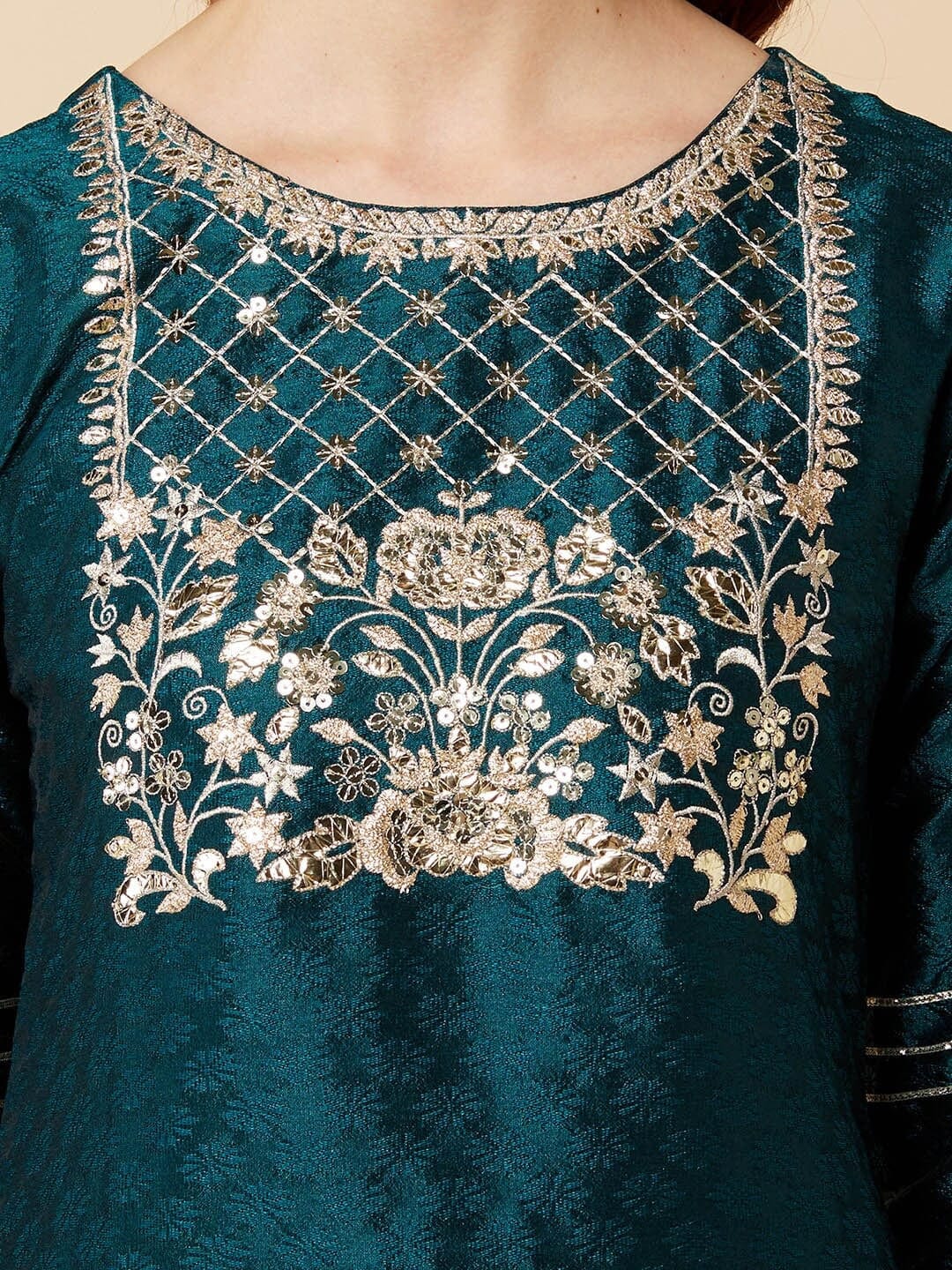 Kurtas