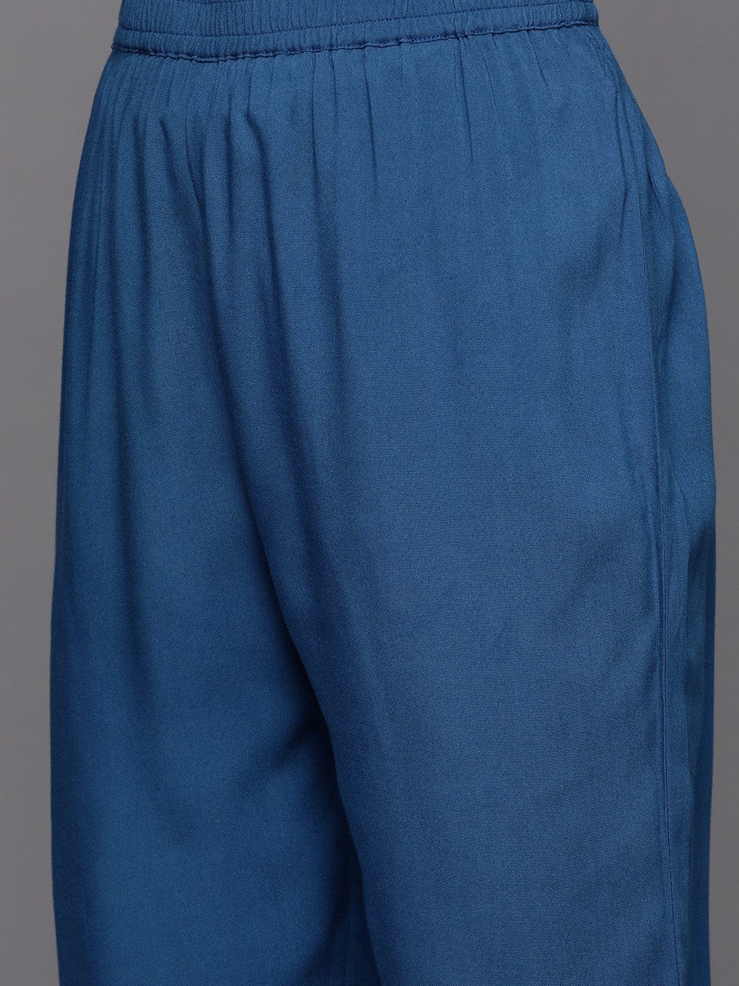 Varanga Women Blue Floral Printed Strap Style Straight Kurta Paired With Tonal Bottom And Dupatta