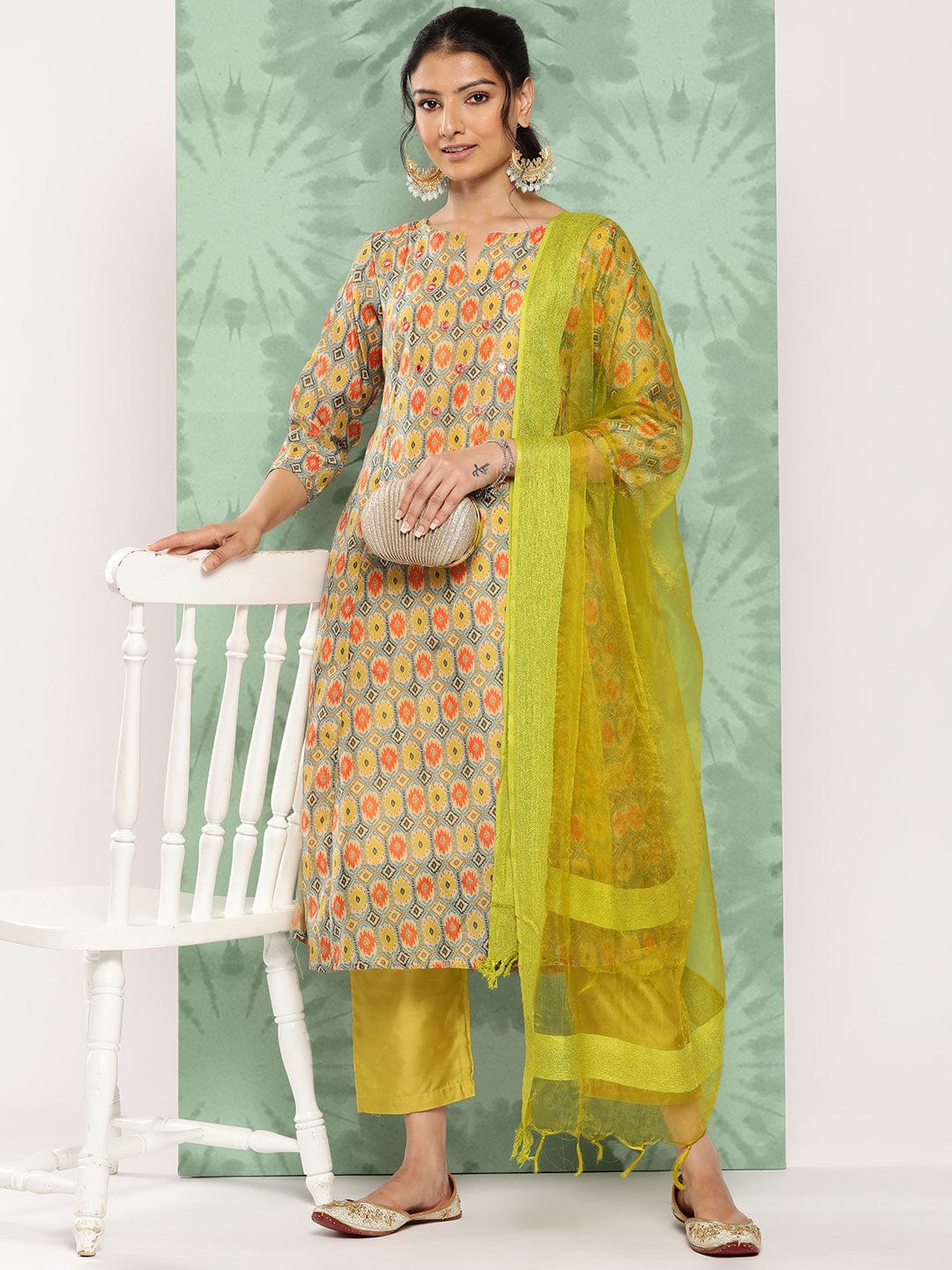 Varanga Women Ethnic Motifs Printed Panelled Kurta with Trousers & With Dupatta