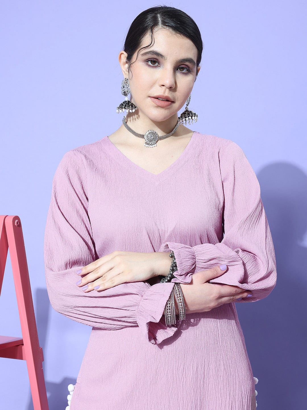 Mauve Straight Kurta With Pom Pom Hem Paired With Tonal Bottom
