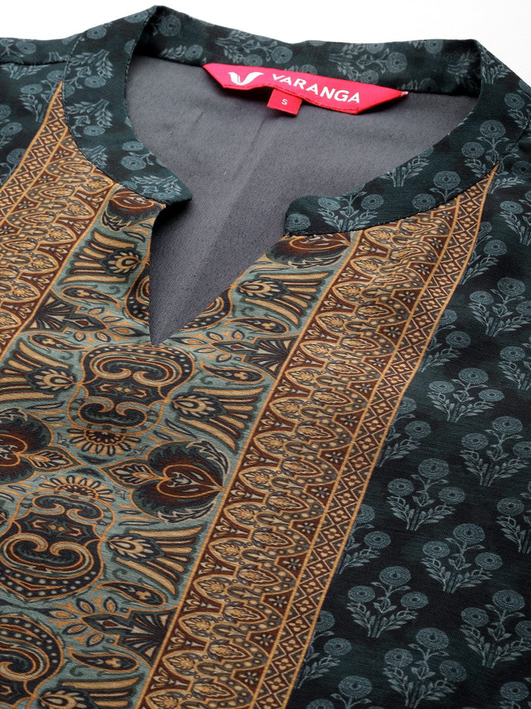 Varanga Grey Floral Printed Straight Kurta Paired With Solid Bottom And Printed Dupatta Vskd31918
