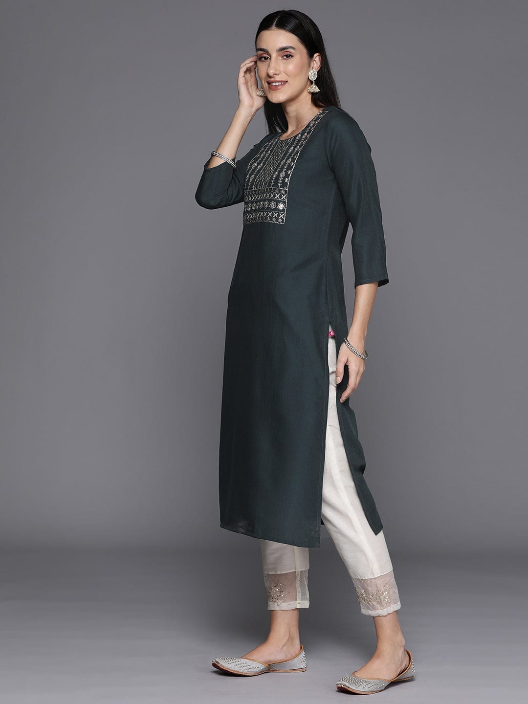 Grey Round Neck Embroidered Yoke Straight Kurta With Side Slits