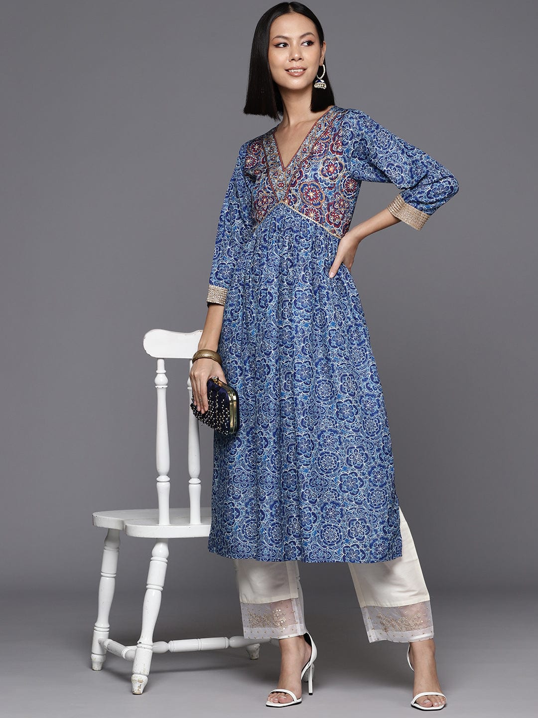 Varanga Women Blue Floral Printed Anarkali Kurta