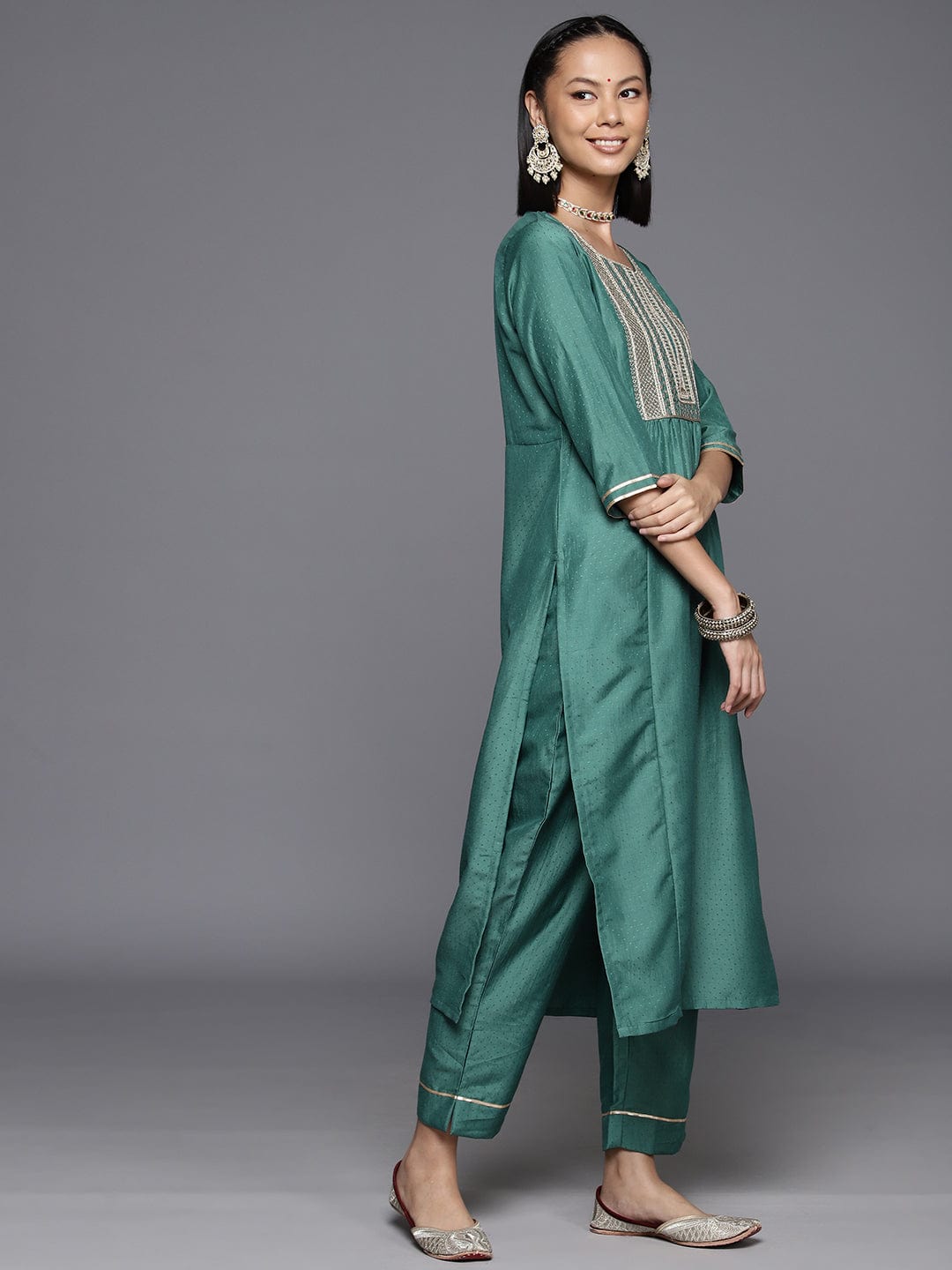 Varanga Sea Green Embroidered Kurta With Straight Pant And Dupatta