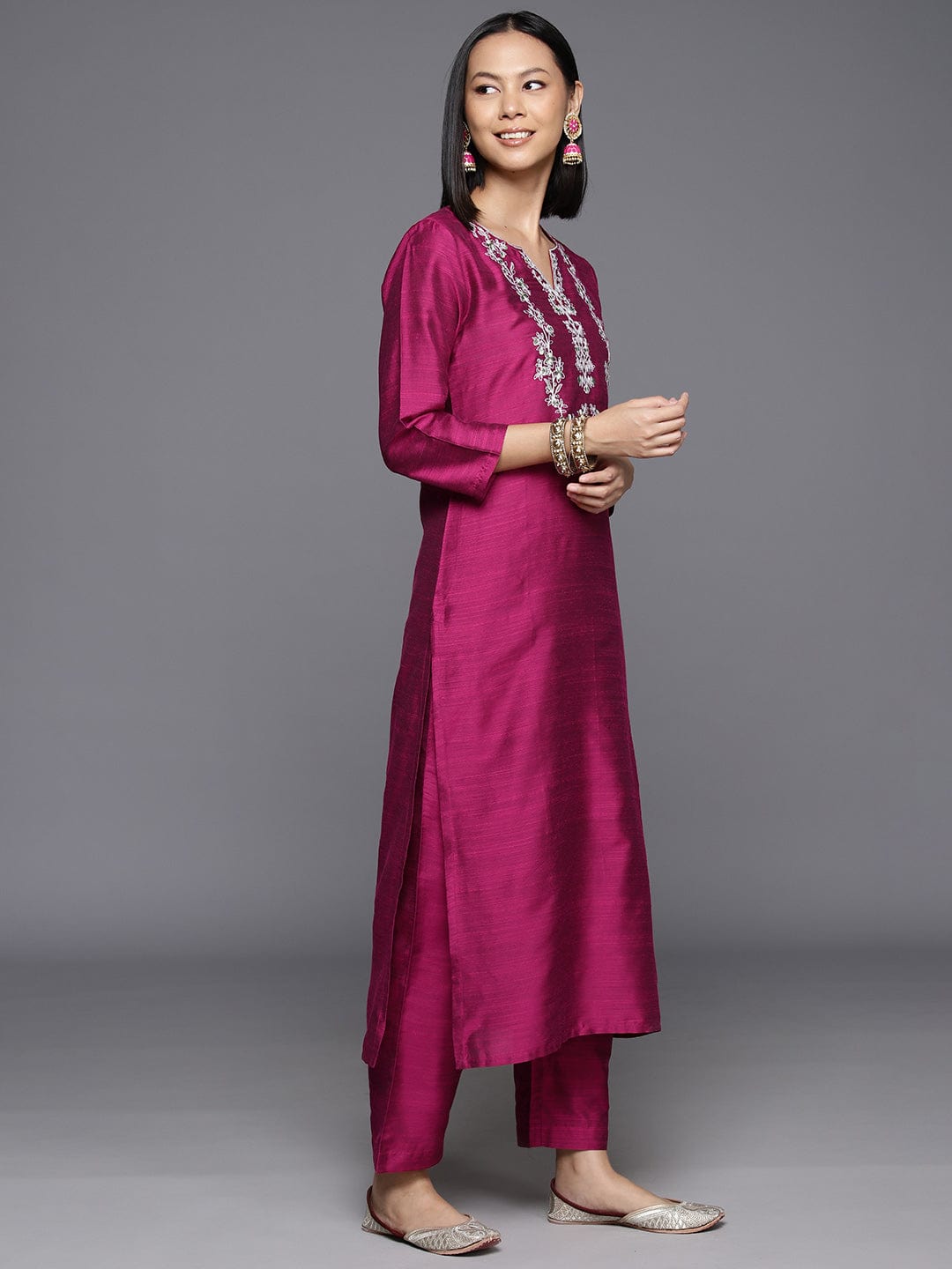 Varanga Women Straight Emroidered Kurta With Printed Bottom