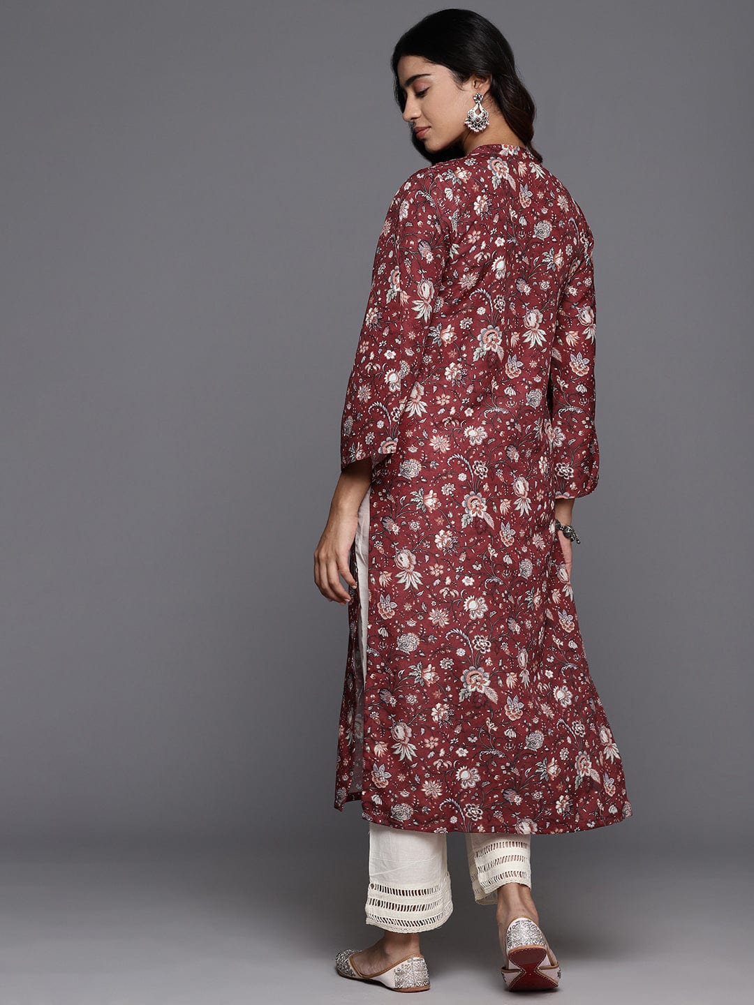 Varanga Women Maroon Floral Printed Straight Kurta With Flared Sleeves
