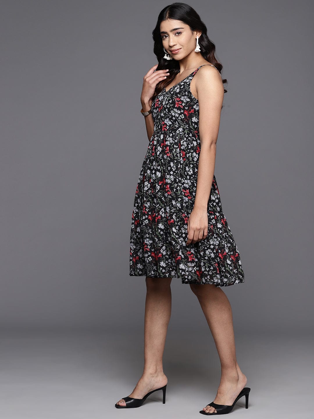 Varanga Women Black Floral Printed V Neck Tiered Dress With Flared Hem Vdrs41093