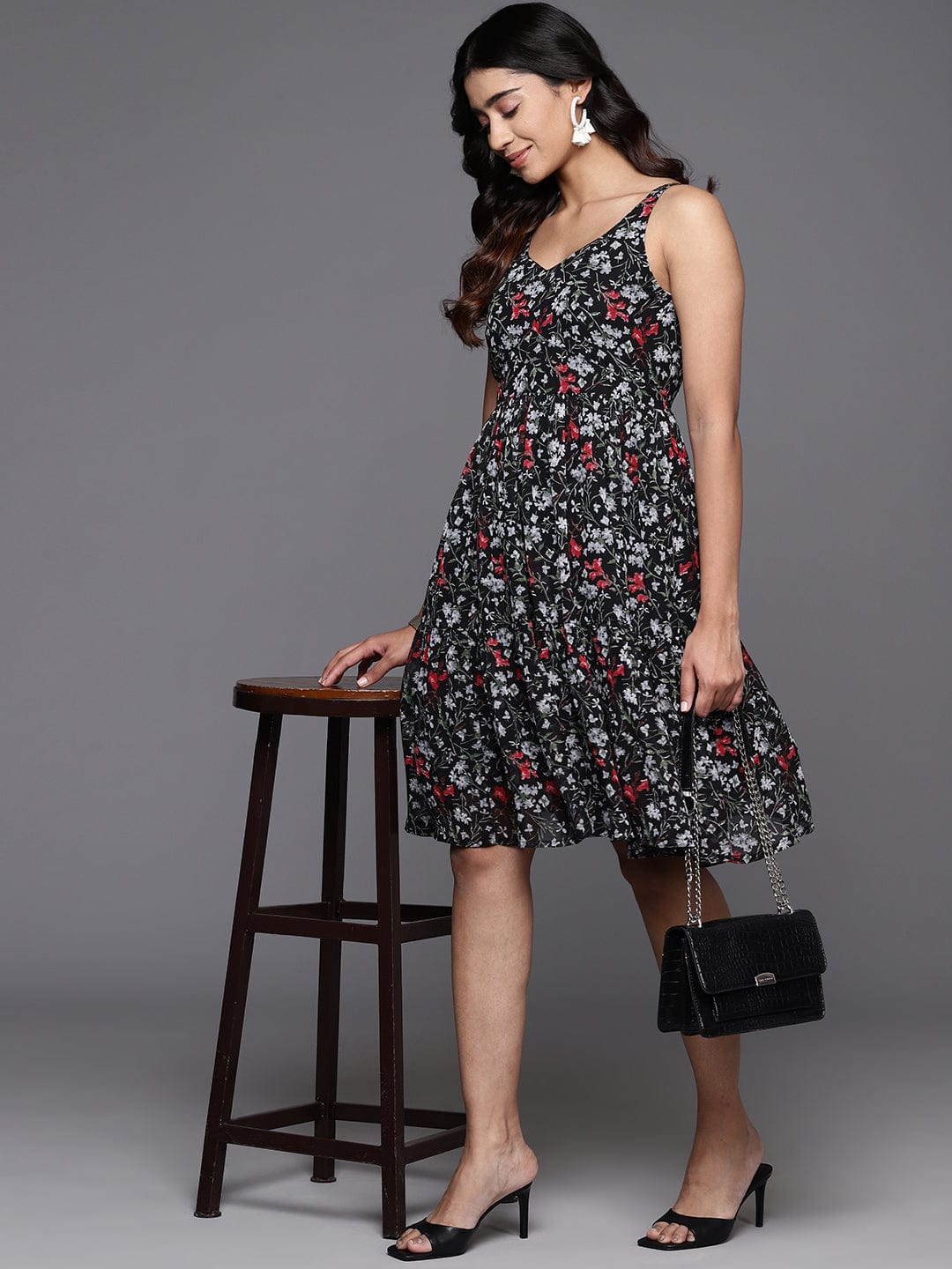 Varanga Women Black Floral Printed V Neck Tiered Dress With Flared Hem Vdrs41093
