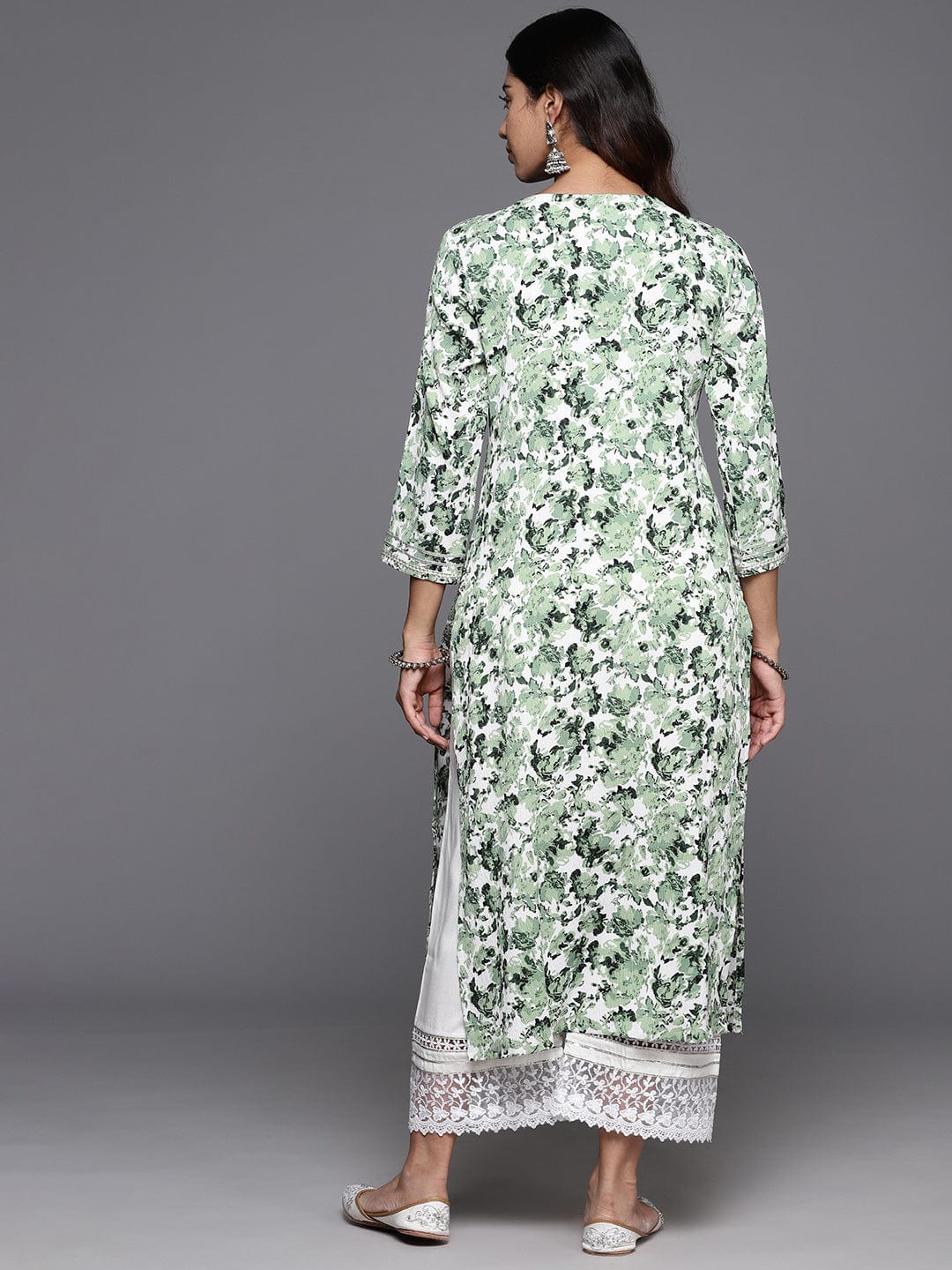 Varanga Women Women White & Green Abstract Printed Straight Kurta