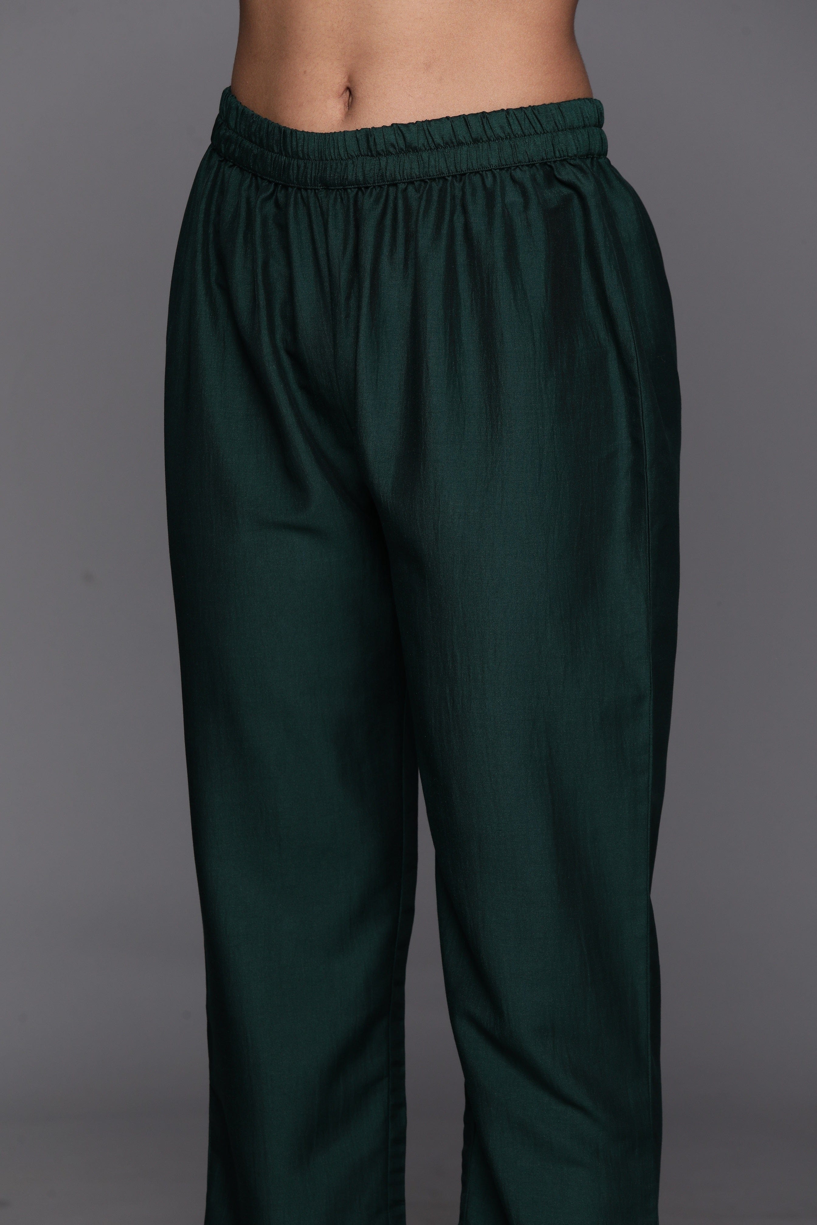 Varanga Women Green Mirror Embellished Straight Kurta With Bottom And Contrast Dupatta