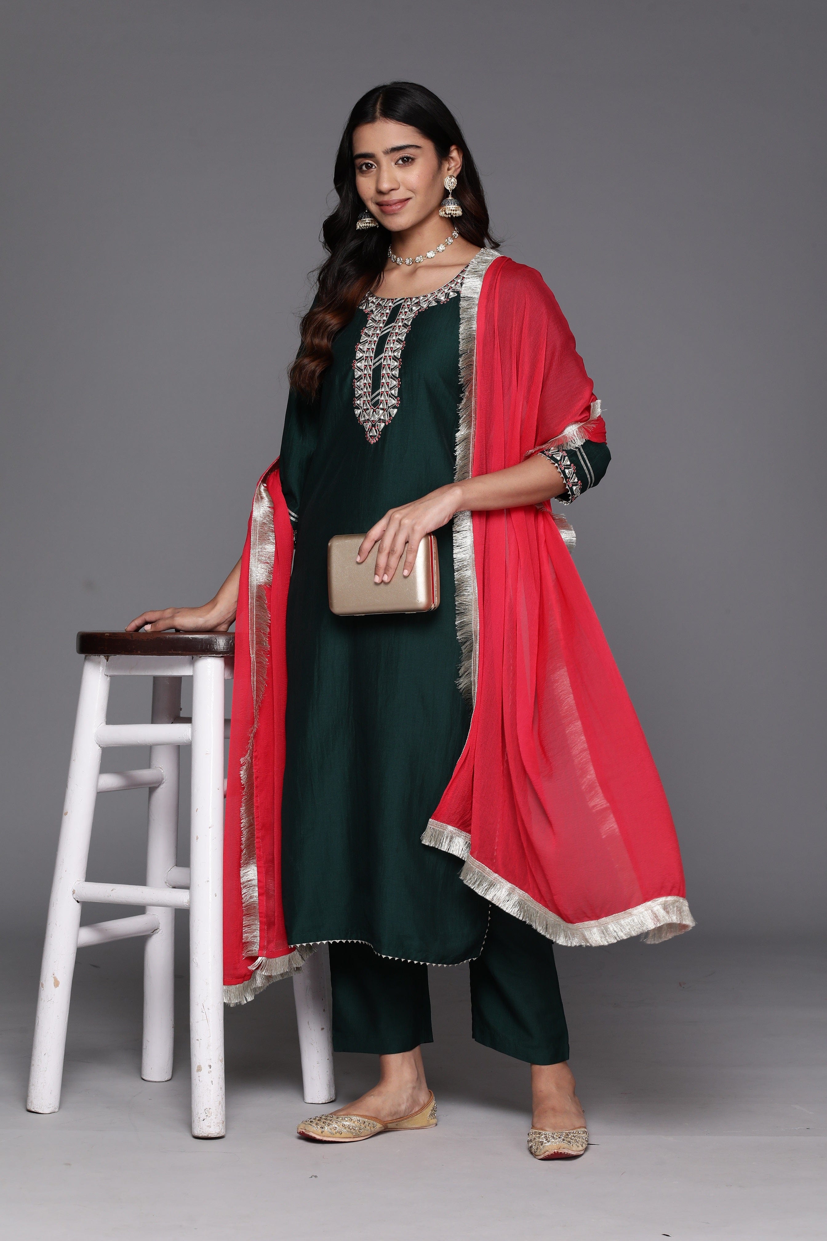 Varanga Women Green Mirror Embellished Straight Kurta With Bottom And Contrast Dupatta