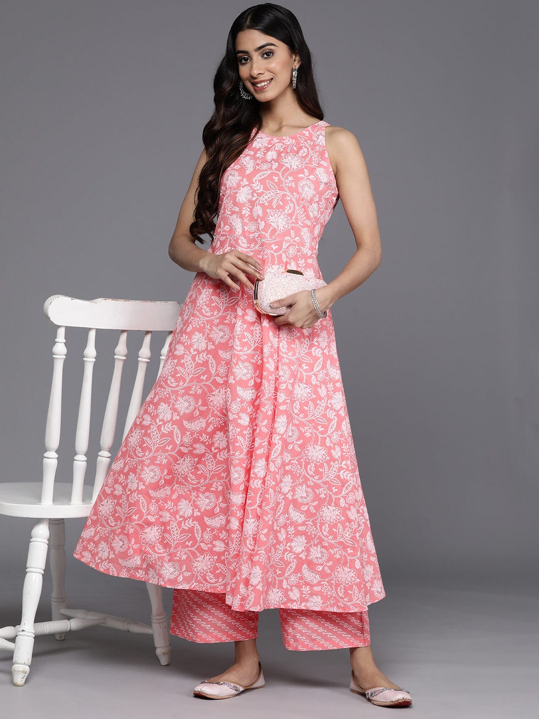 CLOTHING SET