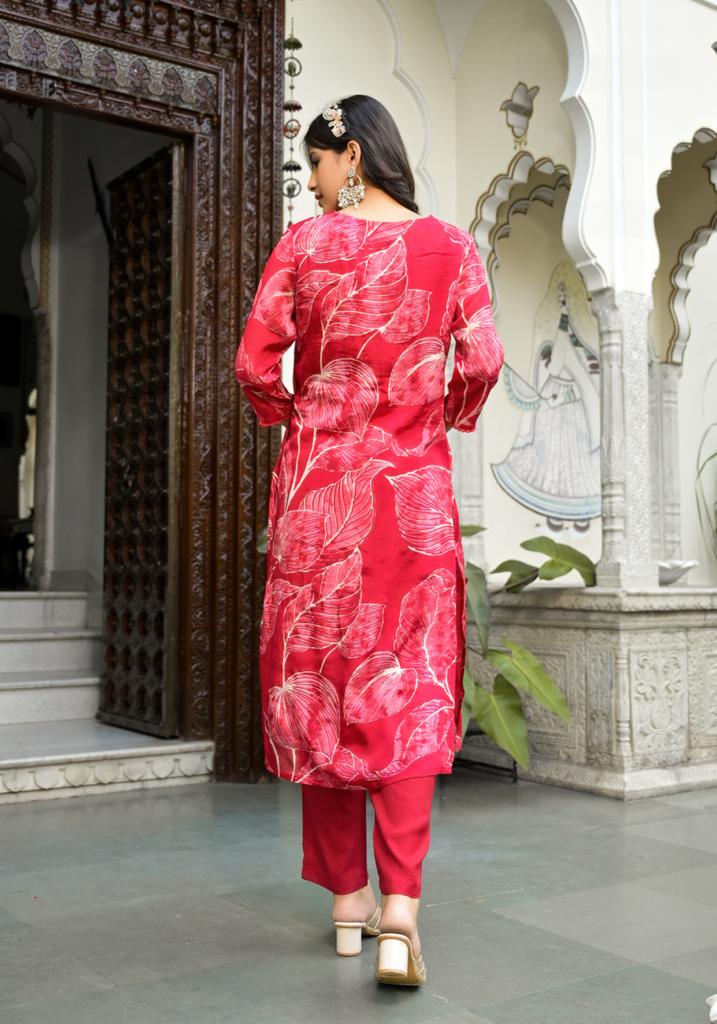 Varanga V-Neck Thread Sequins Embellished Straight Kurta With Solid Bottom Chiffon Dupatta